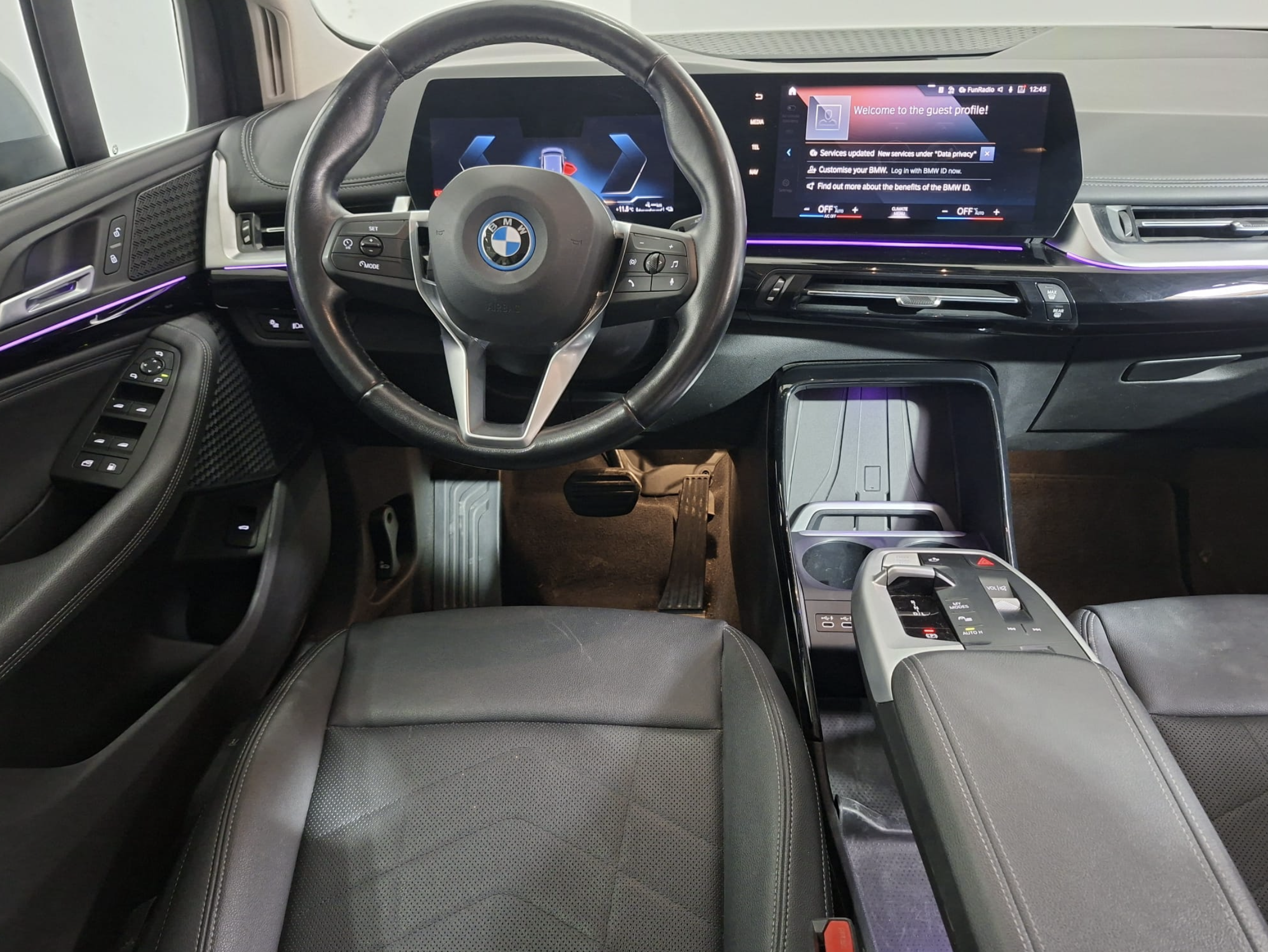 BMW 225 225e XDRIVE I 2 JAAR GRATIS ONDERHOUDI | Nav | Hybride | Leder | Led | Automaat