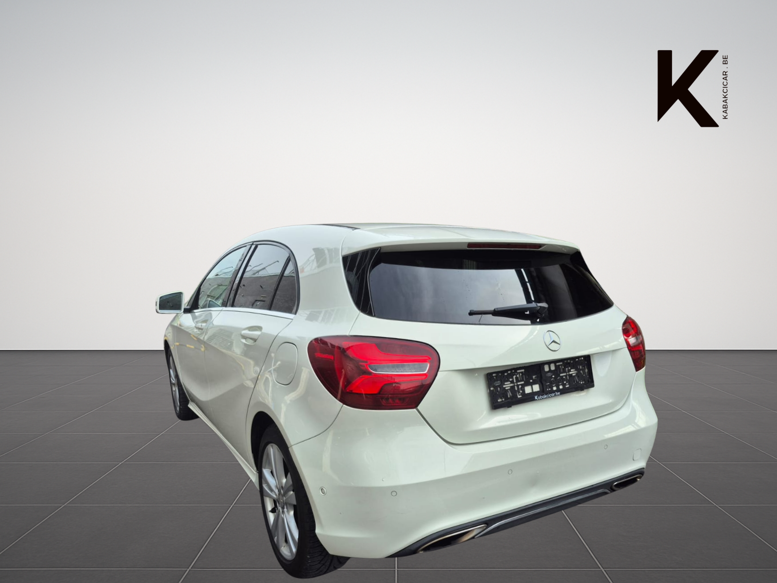 Mercedes-Benz A 180 Sensation - Premium Accessible et Petit Budget - Garantie 12 Mois avec Entretien Effectué - Dispo Rapide - Zone LEZ Ok