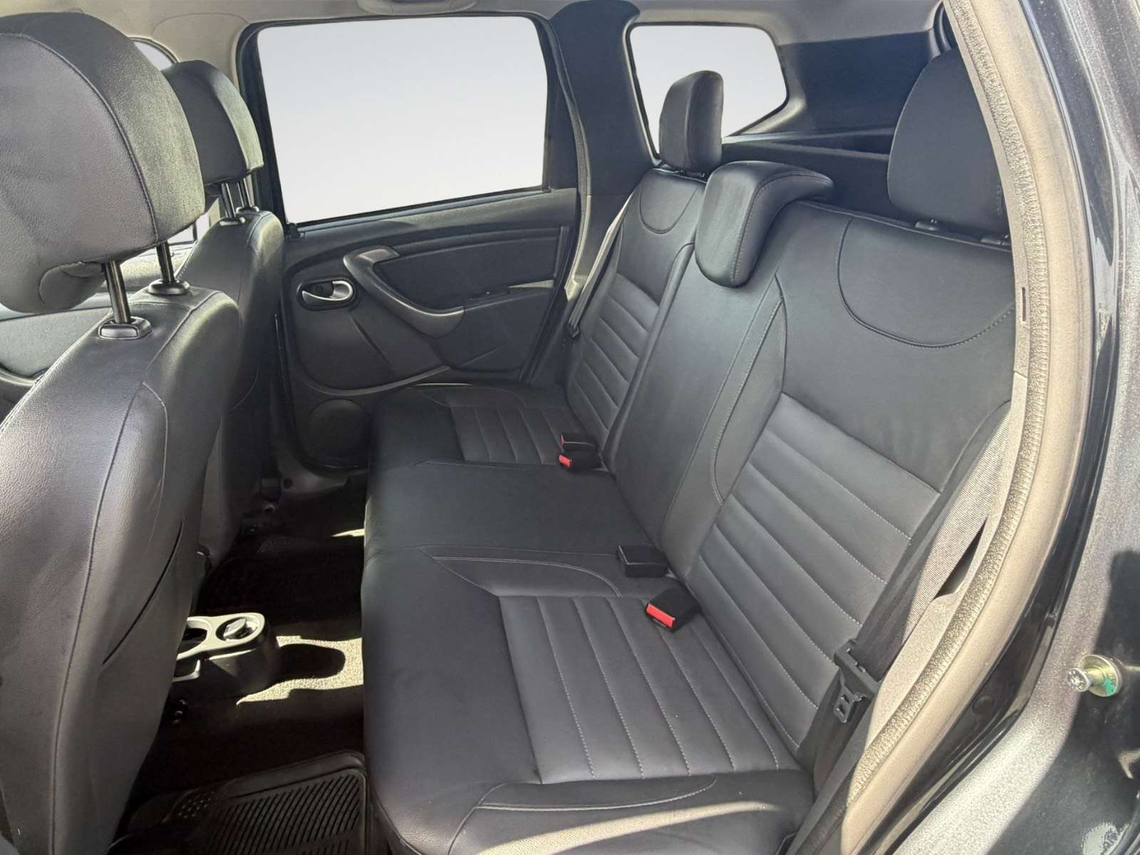 Dacia Duster Duster 1.2 TCe 4x4 / Prestige / Cuir / Navi / Rada