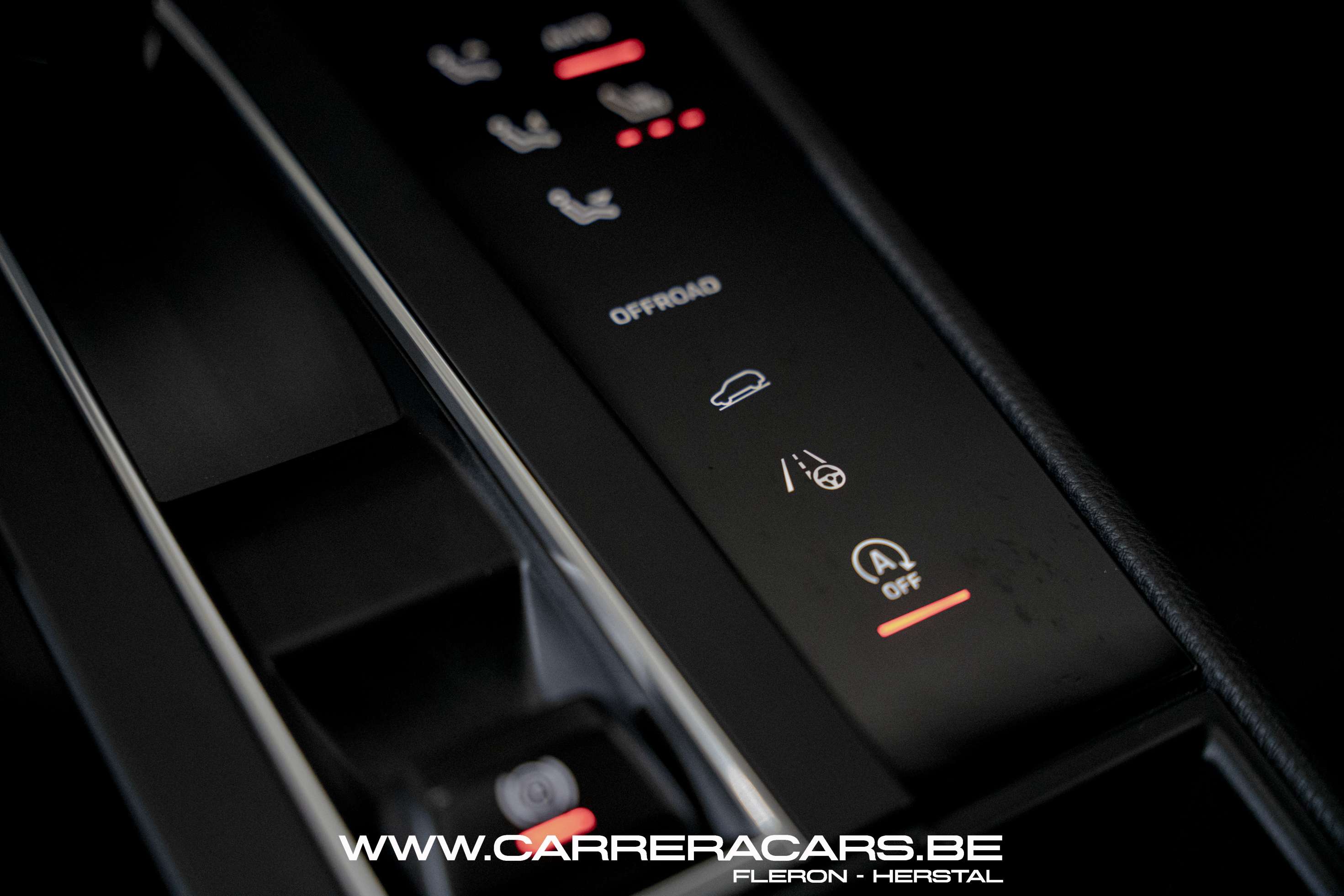 Porsche Macan 2.0 Turbo*|PANORAMIQUE*CHRONO*BOSE*CUIR*CAMERA*CRA