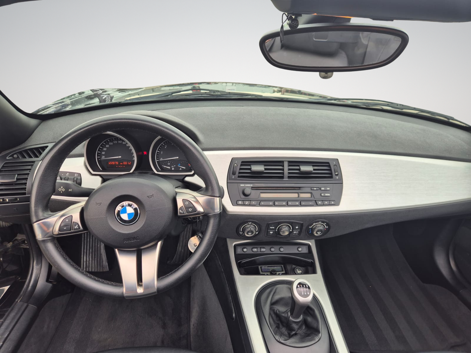 BMW Z4 2.0i 16v / Carnet / Clim Auto / Garantie 12 Mois