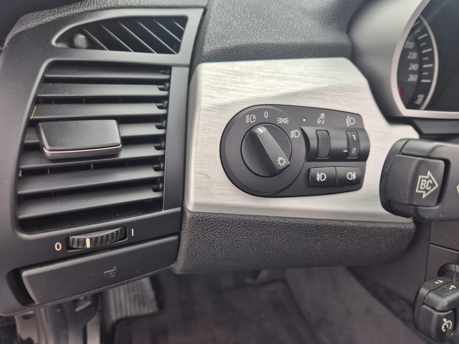 BMW Z4 2.0i 16v / Carnet / Clim Auto / Garantie 12 Mois