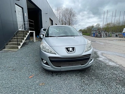 Peugeot 207 (2) 1.4 VTI 95 URBAN MOVE 5P