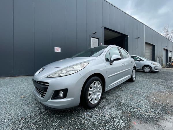 Peugeot 207 (2) 1.4 VTI 95 URBAN MOVE 5P