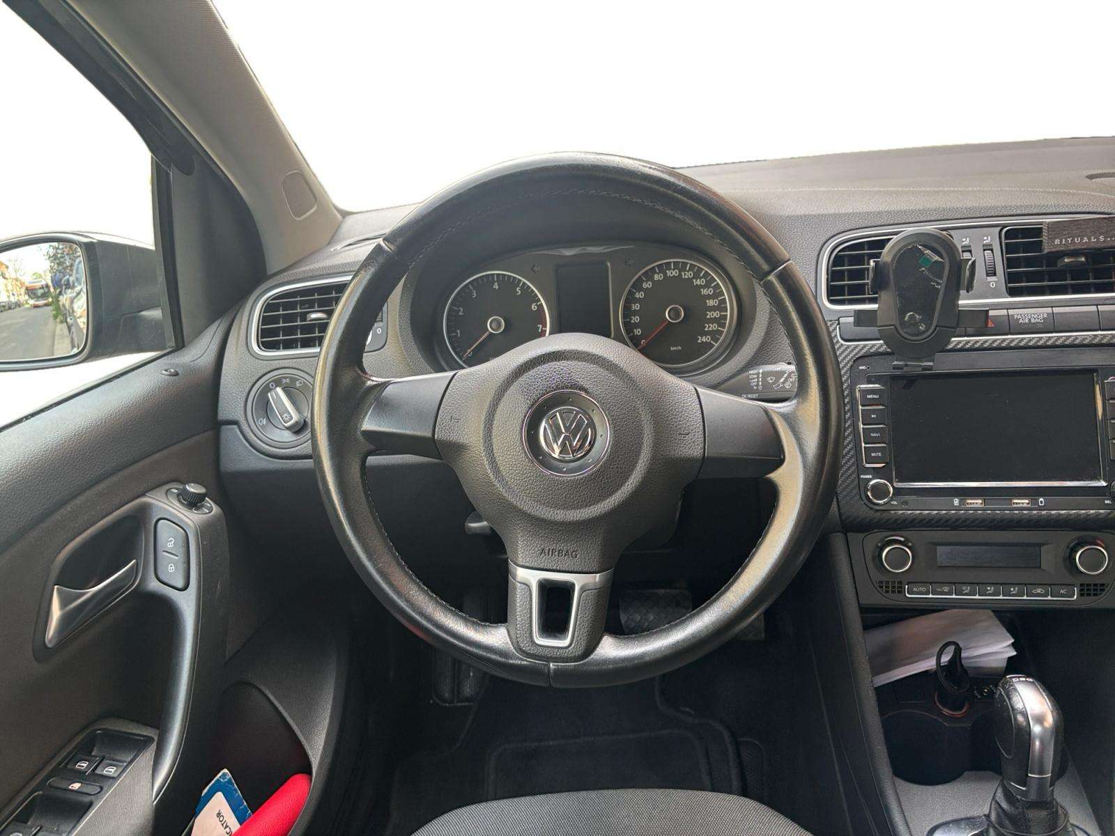 Volkswagen Polo Polo 1.4i Comfortline DSG/CAMÉRA DE RECUL/CARPLAY/BOITE AUTO