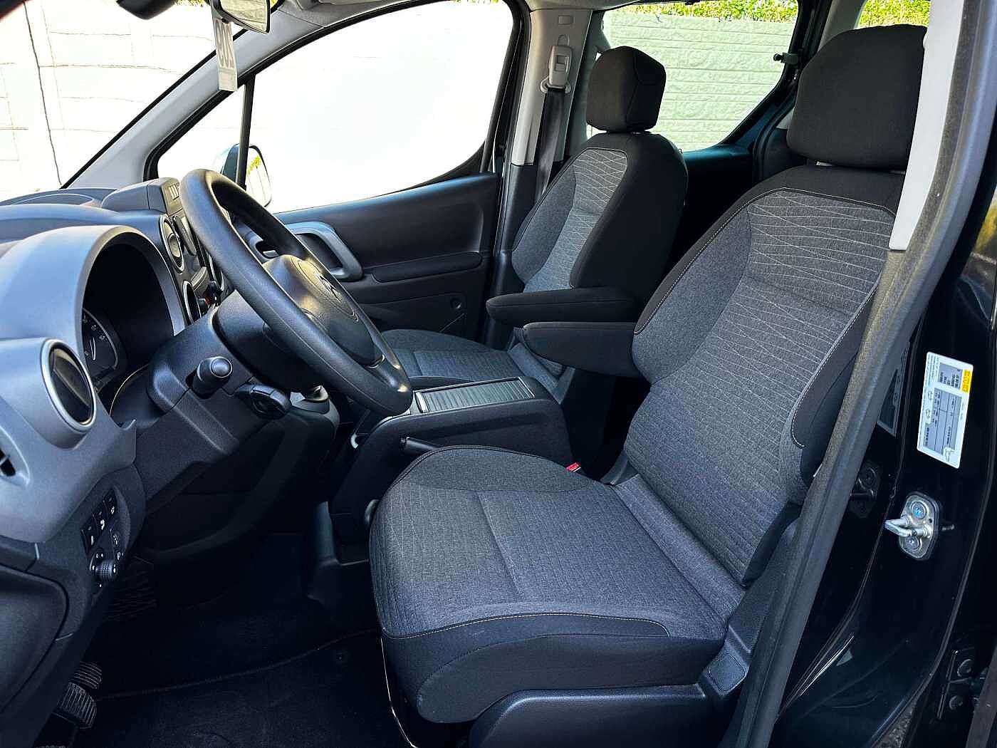 Citroen Berlingo 1.6 BlueHDi XTR LED/CARPLAY/CAMERA/GPS/CRUISE/CLIM AUTO