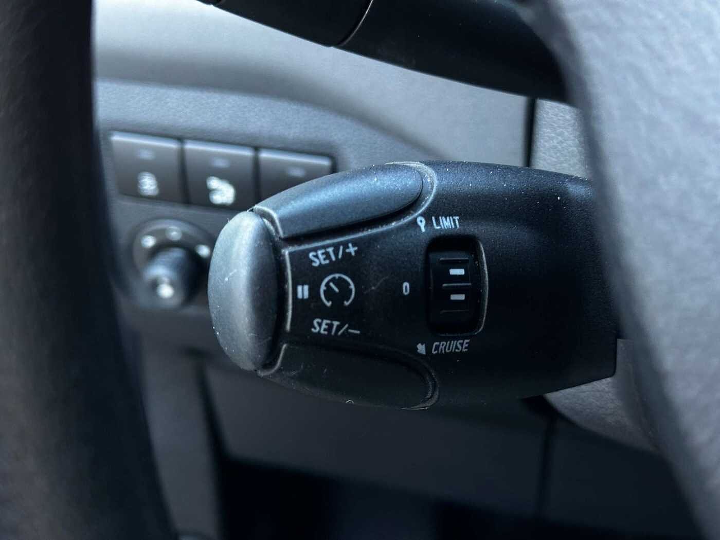 Citroen Berlingo 1.6 BlueHDi XTR LED/CARPLAY/CAMERA/GPS/CRUISE/CLIM AUTO