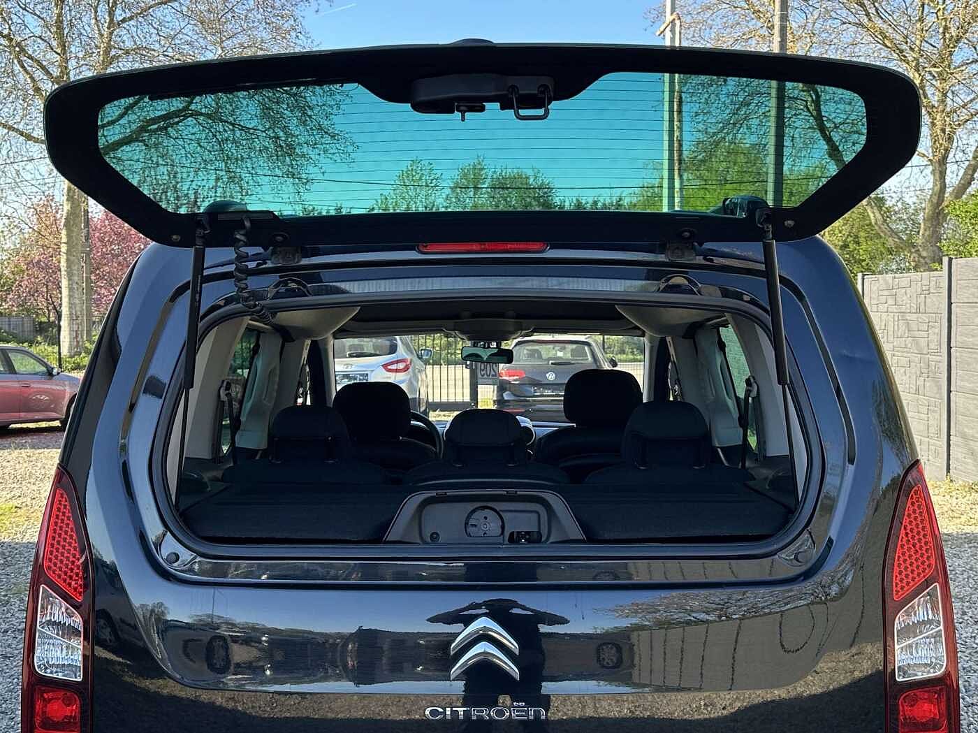 Citroen Berlingo 1.6 BlueHDi XTR LED/CARPLAY/CAMERA/GPS/CRUISE/CLIM AUTO