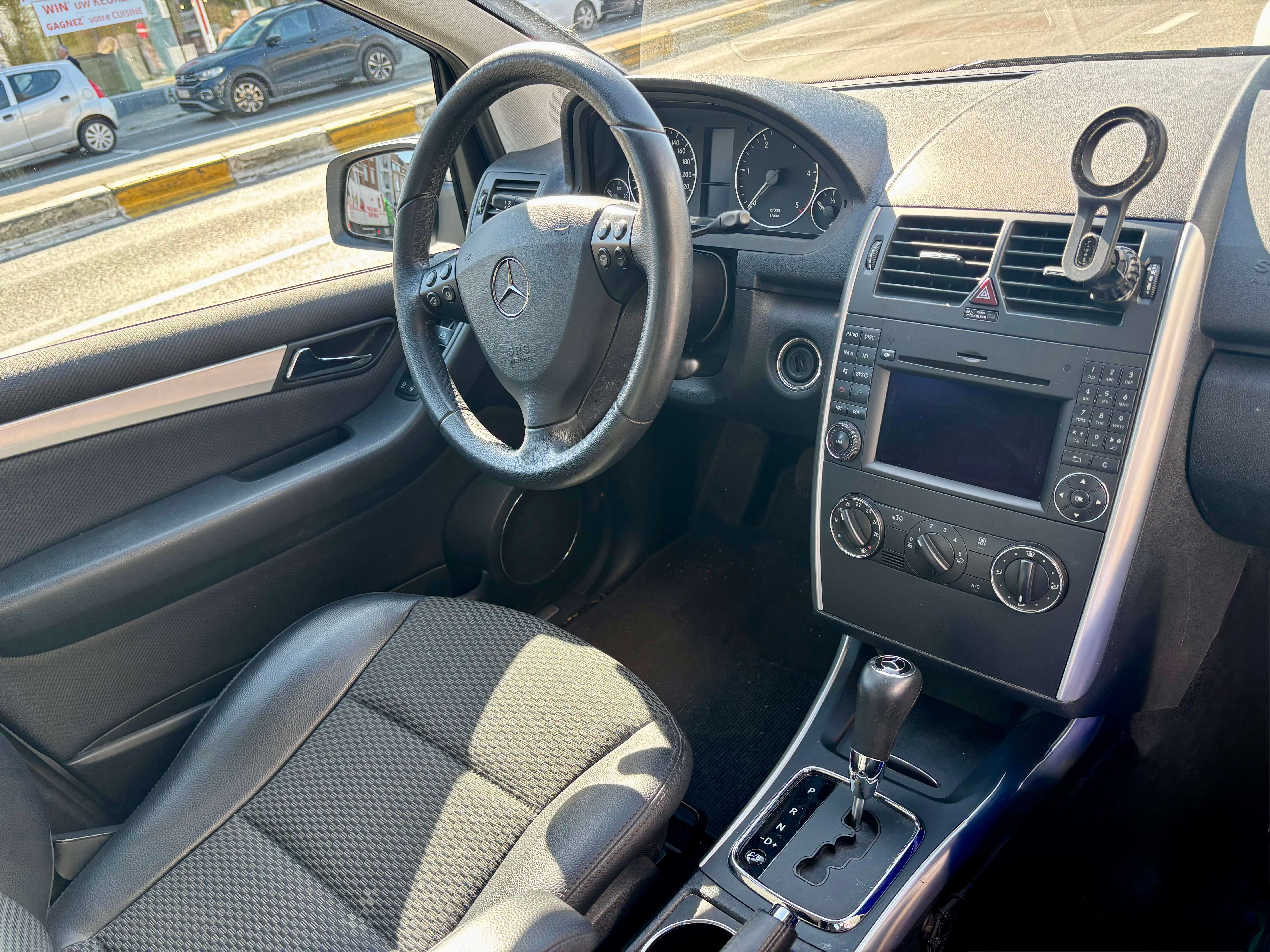 Mercedes-Benz A 180 A 180 CDI BVA 82000 km car-pass