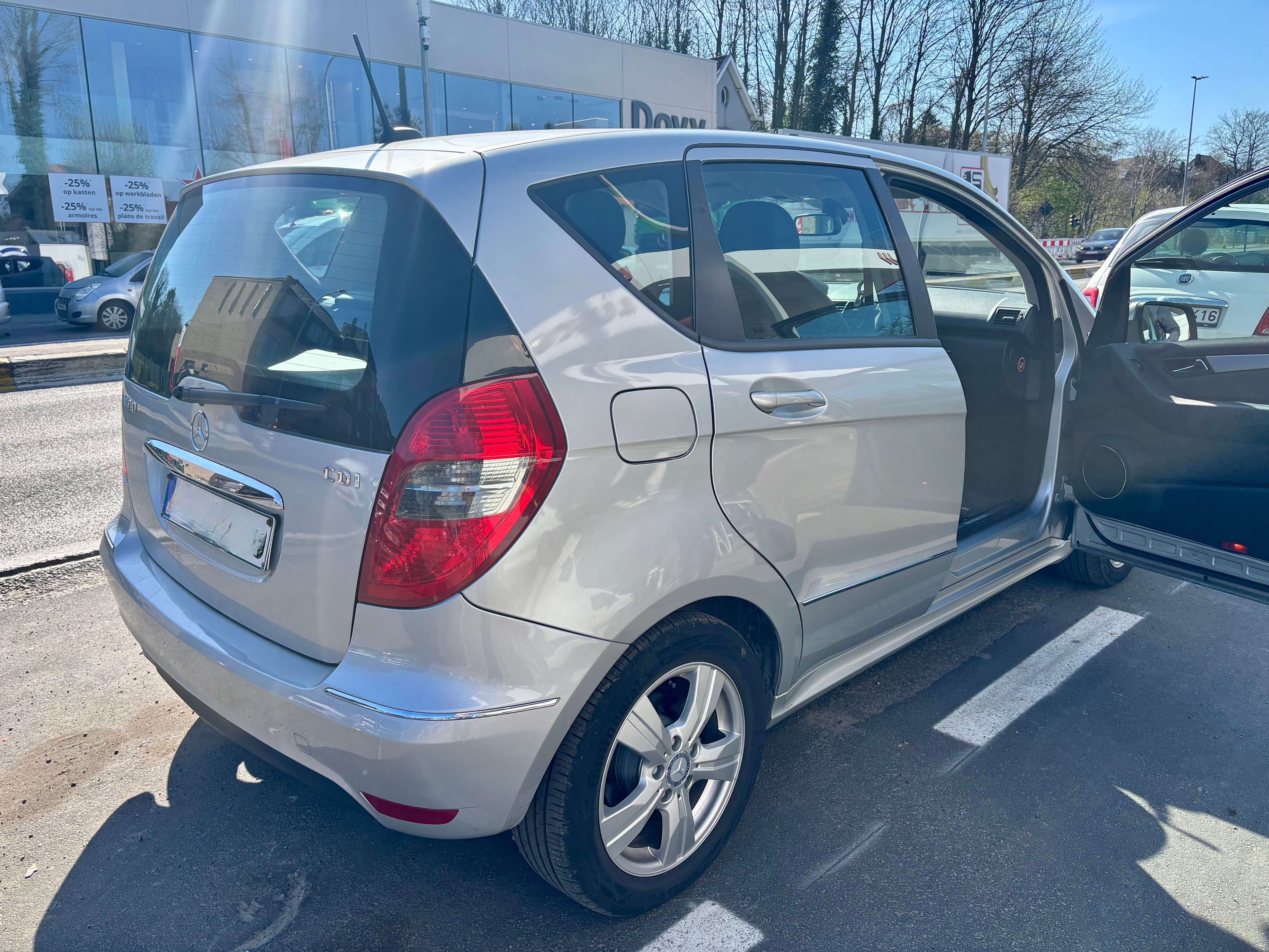 Mercedes-Benz A 180 A 180 CDI BVA 82000 km car-pass