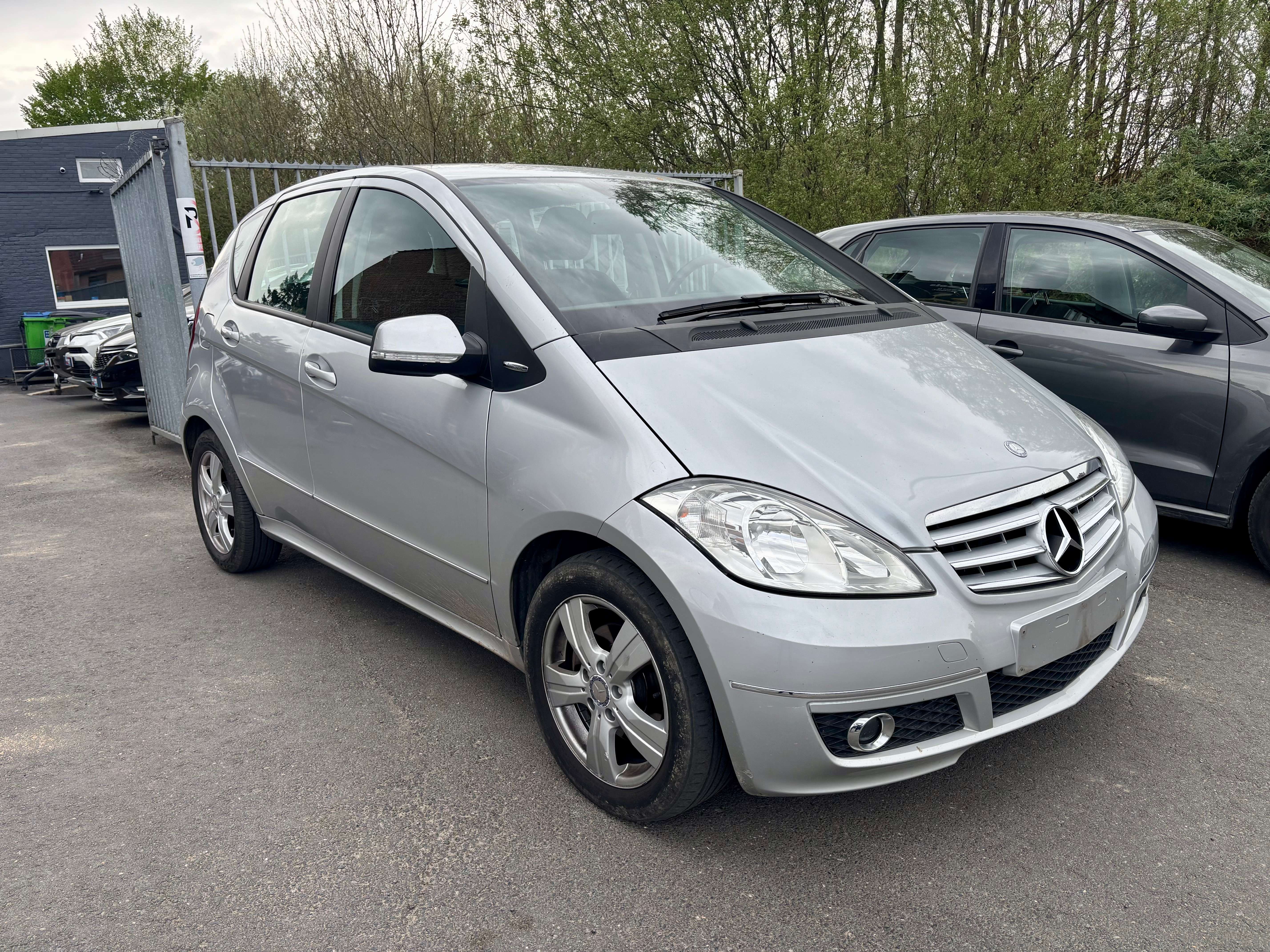 Mercedes-Benz A 180 A 180 CDI BVA 82000 km car-pass