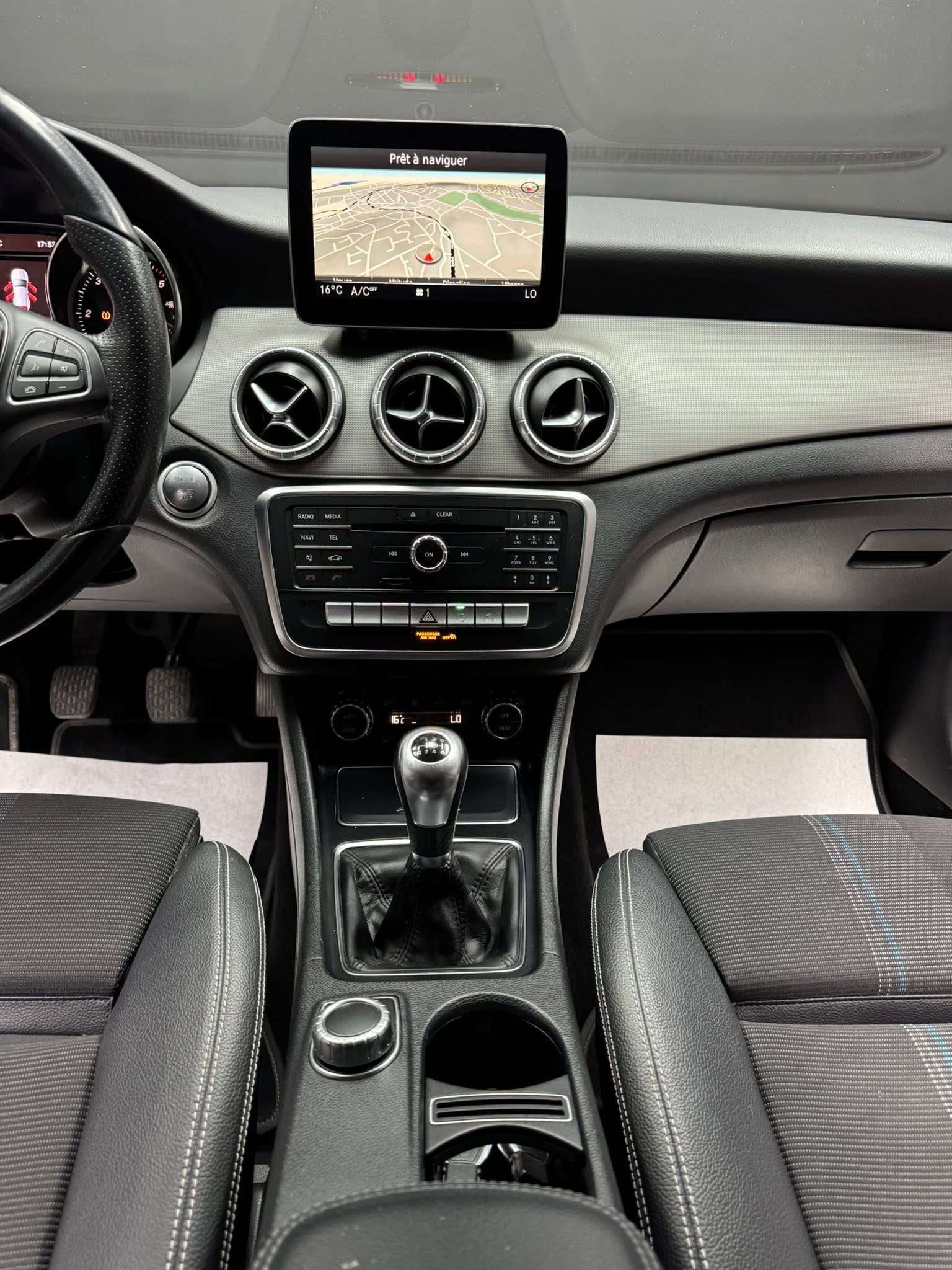 Mercedes-Benz CLA 180 CLA 180 d **12 mois de garantie**