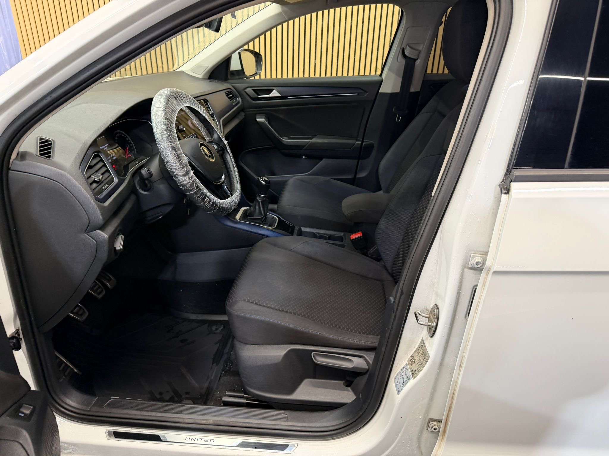 Volkswagen T-Roc 1.0i * SPORT * GARANTIE 12 MOIS *