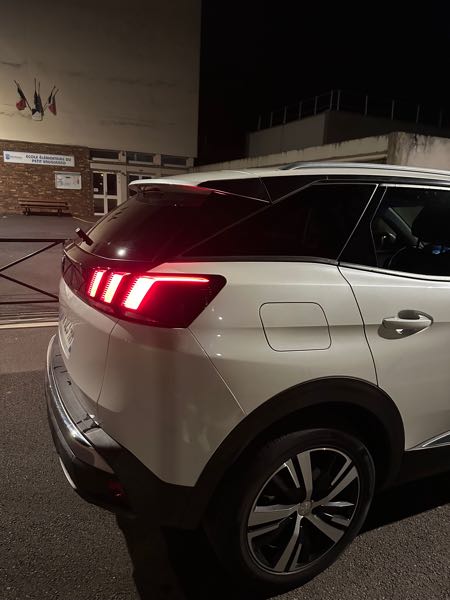 Peugeot 3008 II (2) 1.5 BLUEHDI 130 S&amp;S ACTIVE PACK