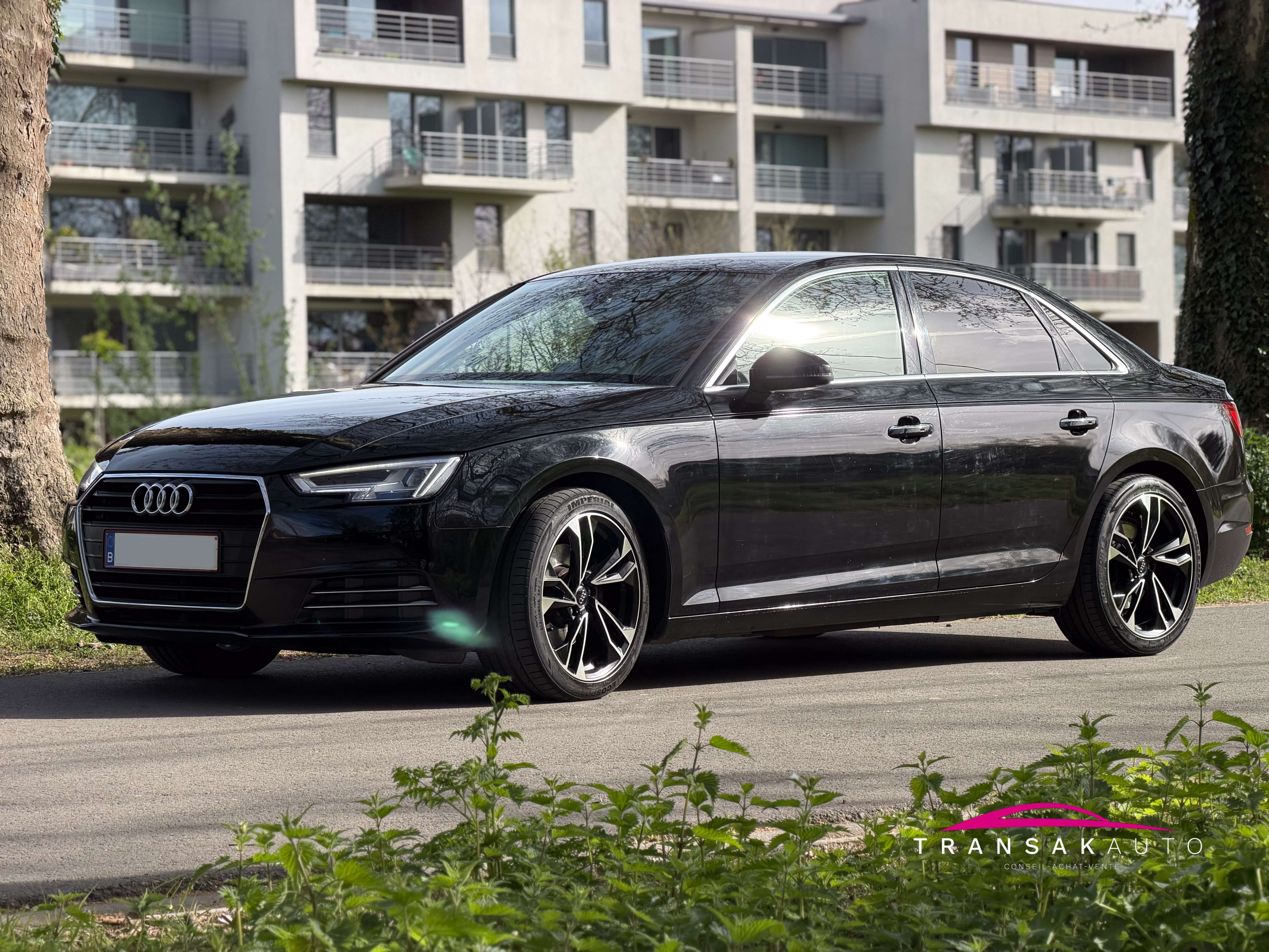 Audi A4 A4 2.0 TDi ultra business Design s tron + Garantie 12 mois