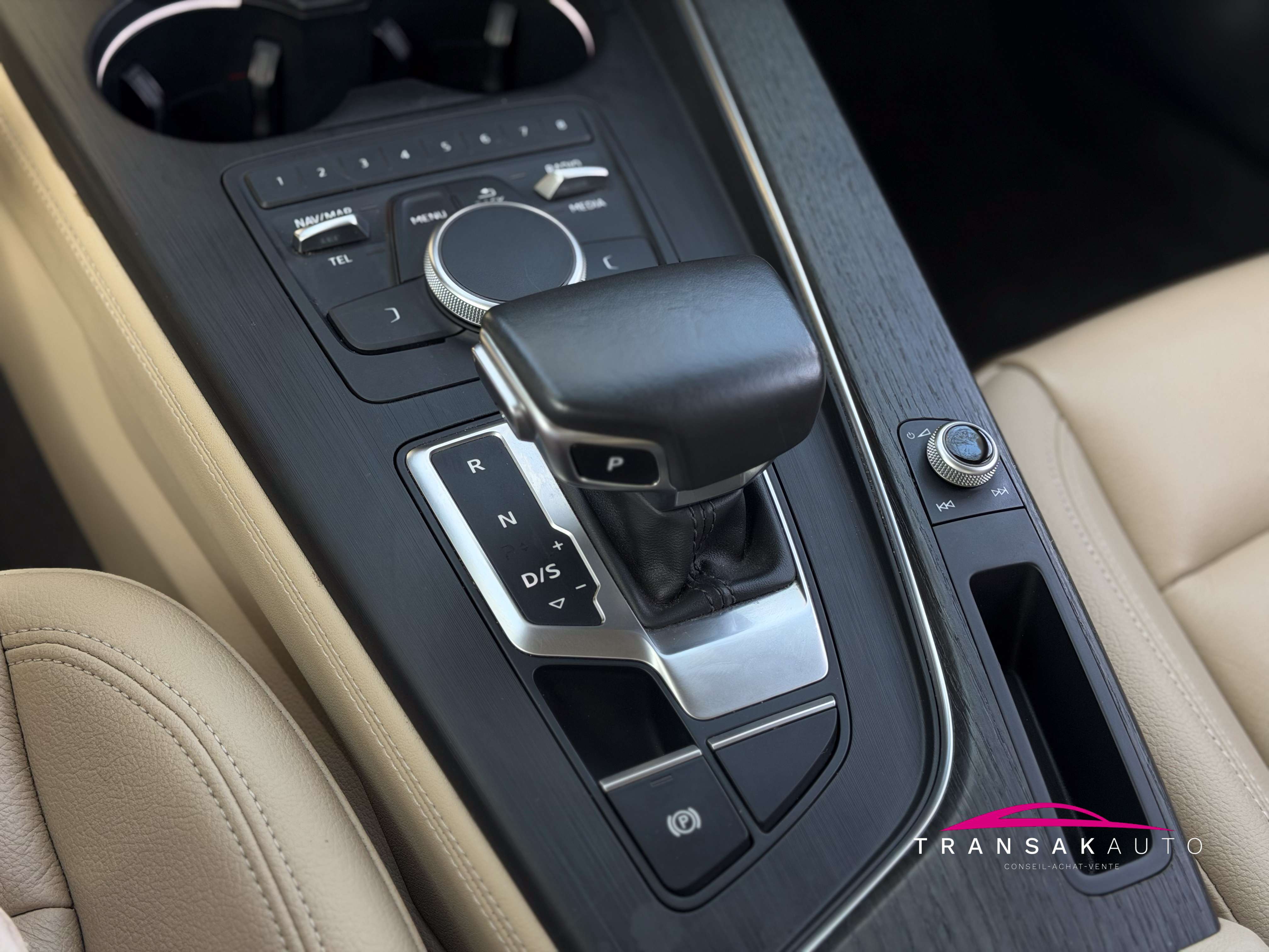 Audi A4 A4 2.0 TDi ultra business Design s tron + Garantie 12 mois