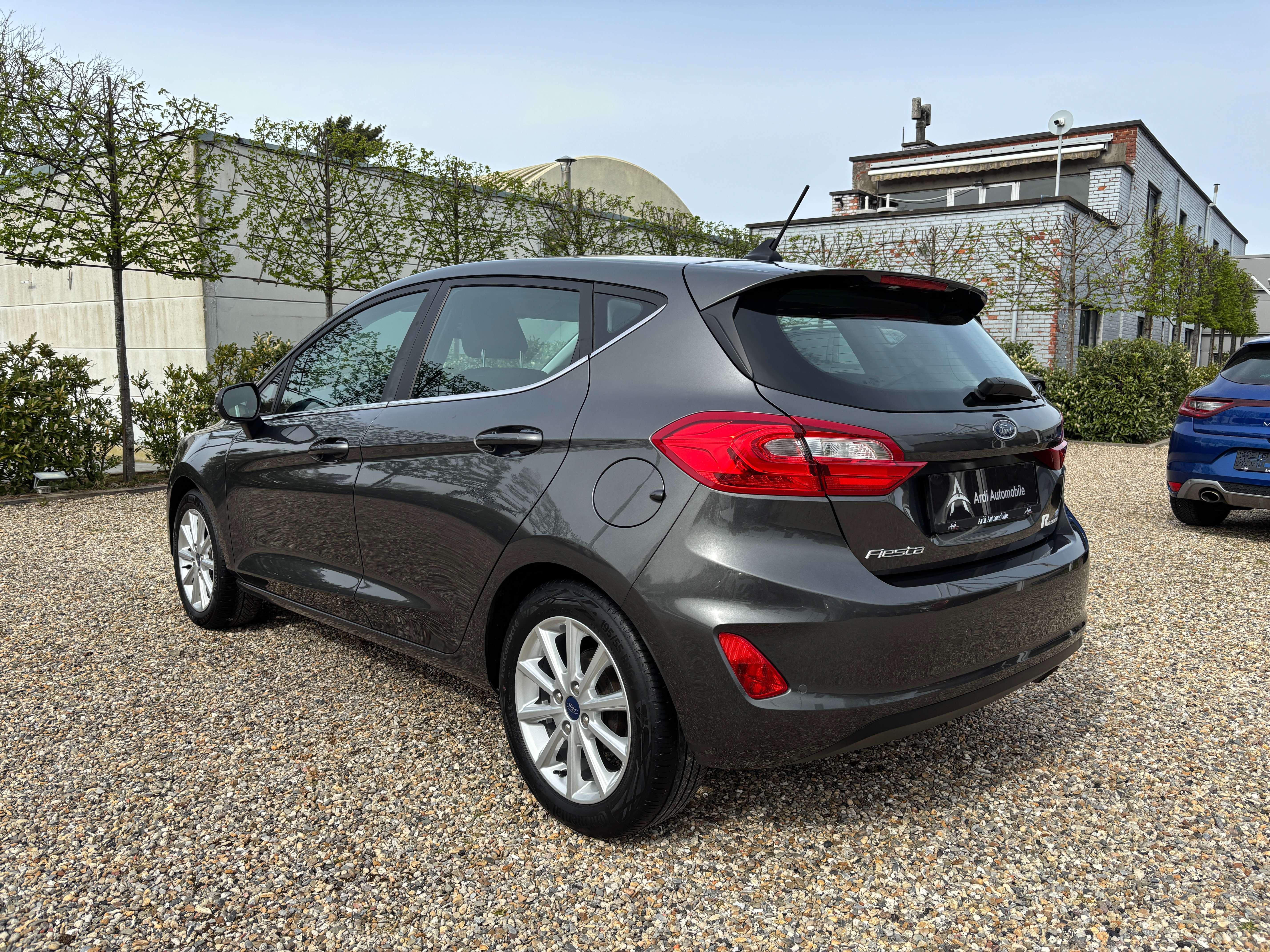 Ford Fiesta 1.0 EcoBoost *CARPLAY*VOLANT+SIEGE CHAUFF*1ER PROPRIO*GARANTIE*