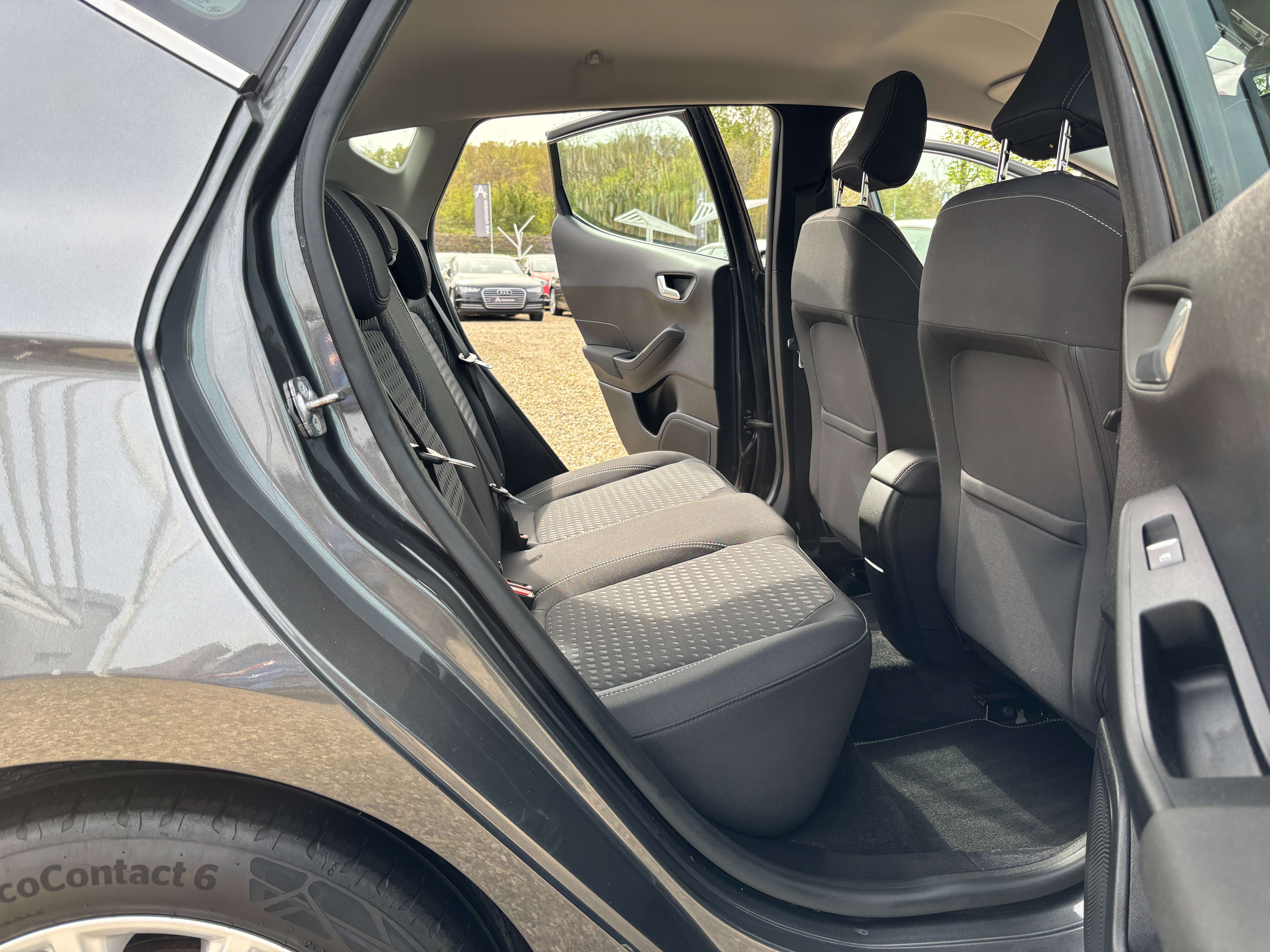 Ford Fiesta 1.0 EcoBoost *CARPLAY*VOLANT+SIEGE CHAUFF*1ER PROPRIO*GARANTIE*