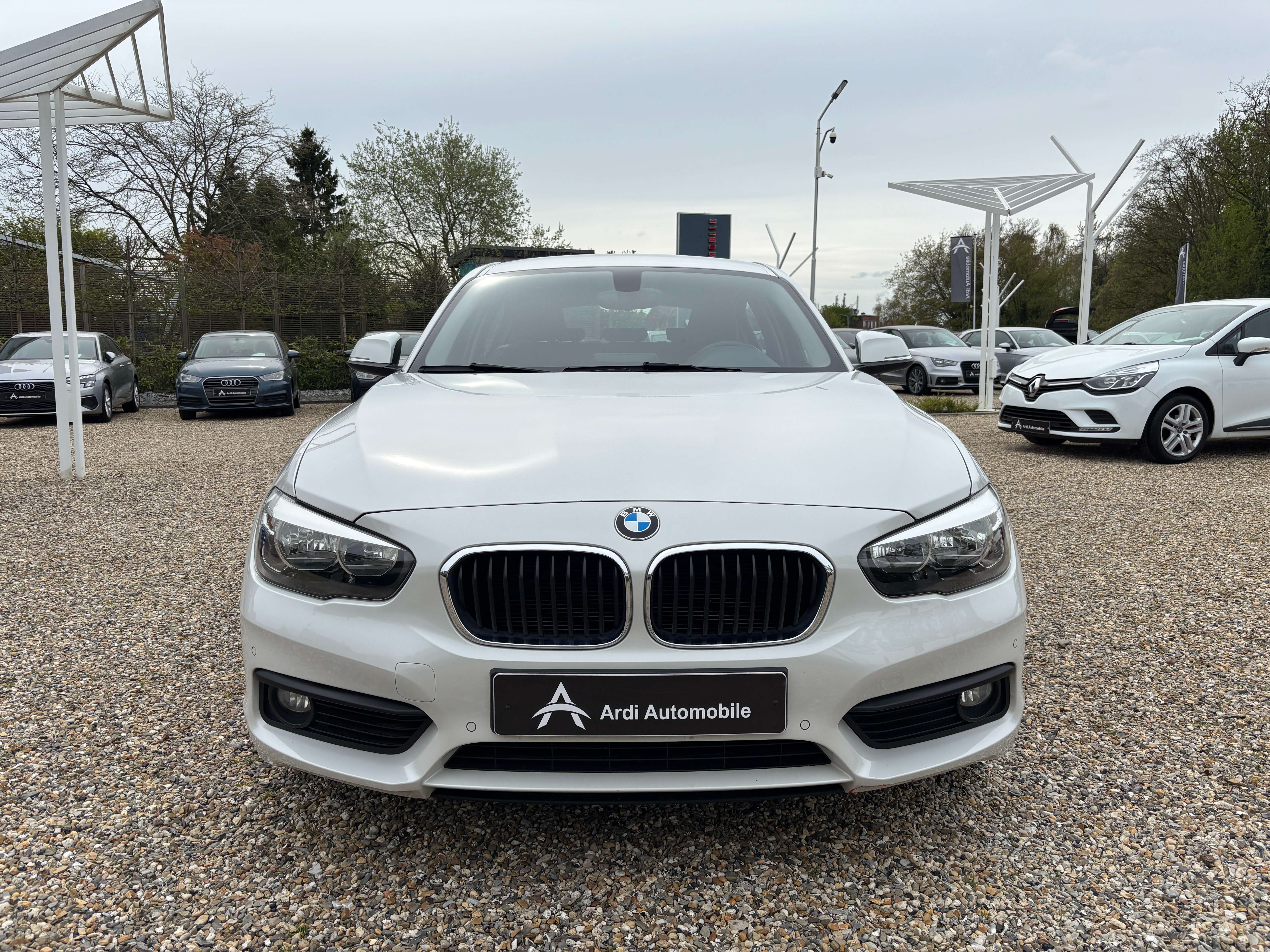 BMW 118 iA *CAPTEUR AV+AR*SIEGE CHAUFF*CRUISE CONTROL*GARANTIE*