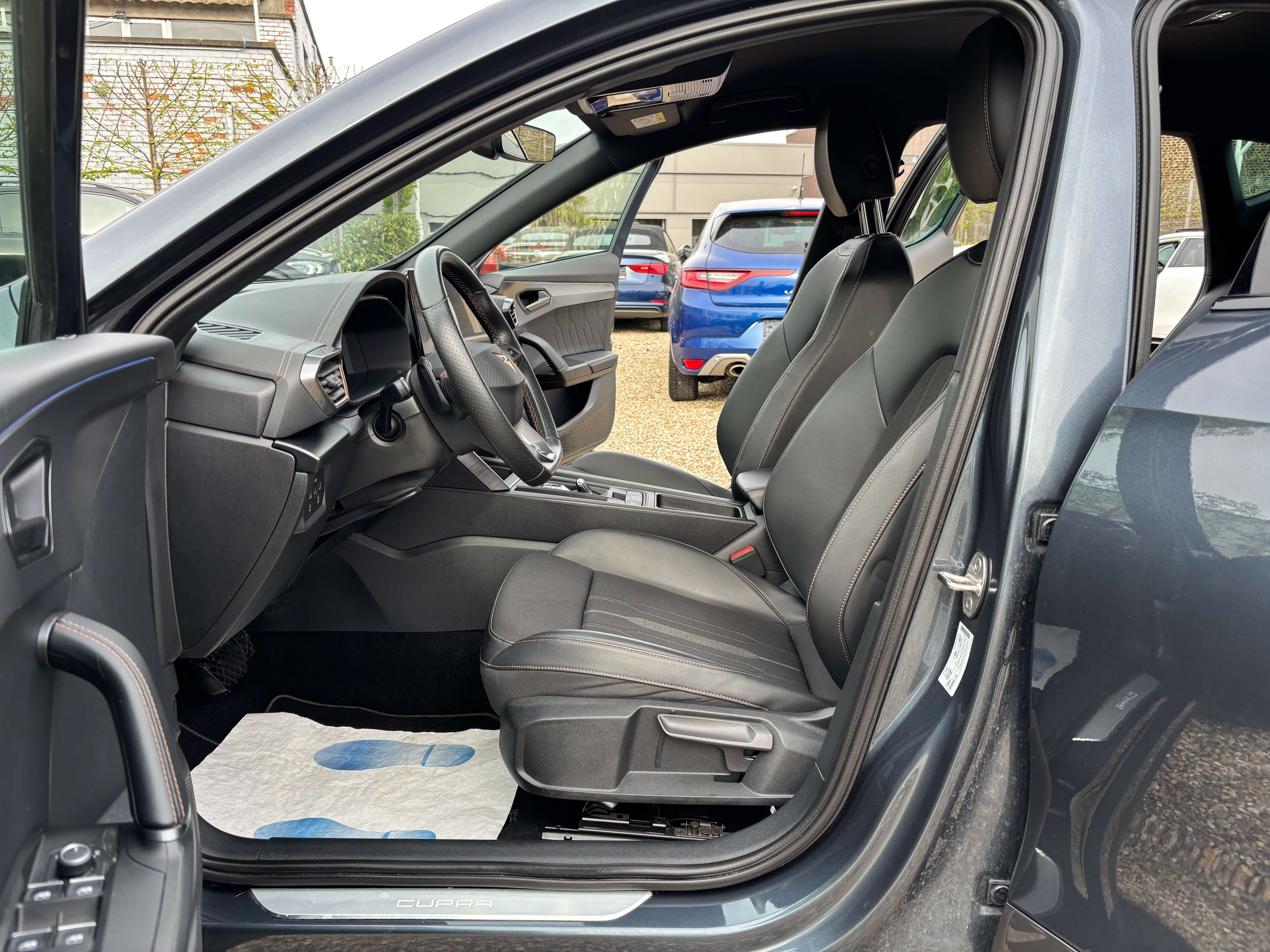 CUPRA Formentor e-Hybrid 1.4 DSG *CARPLAY*VOLANT CHAUFF*1ER PROPRIO*GARANTIE*