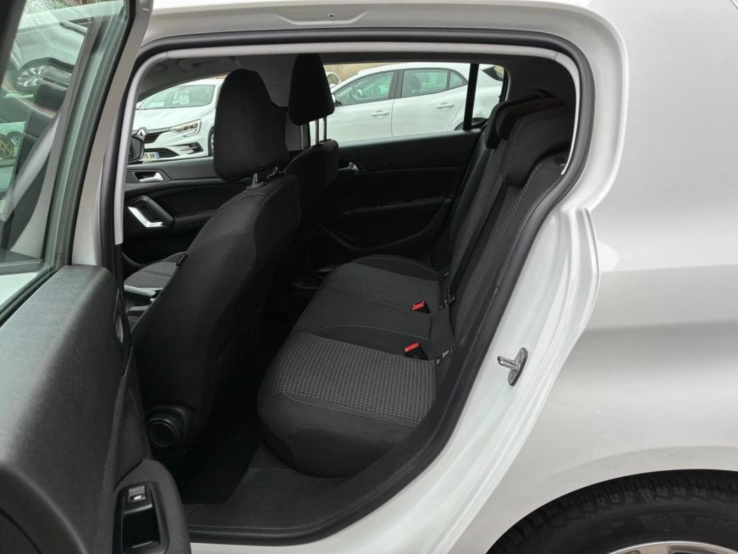 Peugeot 308 PHASE 2 1,5 BLUEHDI 130 BUSINESS | 1ERE MAIN FR SUIVI ENTRETIEN CARPLAY FX531