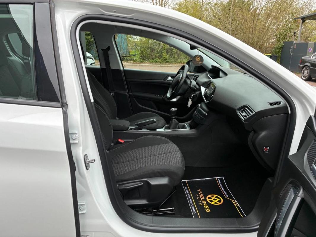 Peugeot 308 PHASE 2 1,5 BLUEHDI 130 BUSINESS | 1ERE MAIN FR SUIVI ENTRETIEN CARPLAY FX531