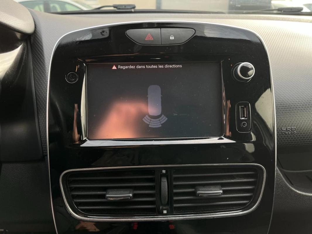 Renault Clio 4 (IV) PH2 | DCI 75 BUSINESS 1 MAIN FR SUIVI SOCIETE 2 PLACES GPS RADAR FF422