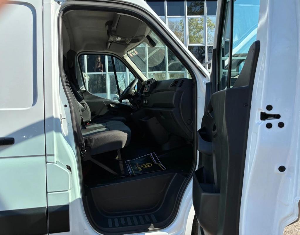 Renault Master Vu FOURGON 2.3 BLUEDCI 135 35 L2H2 GRAND CONFORT | 1ère Main Suivi complet REF01