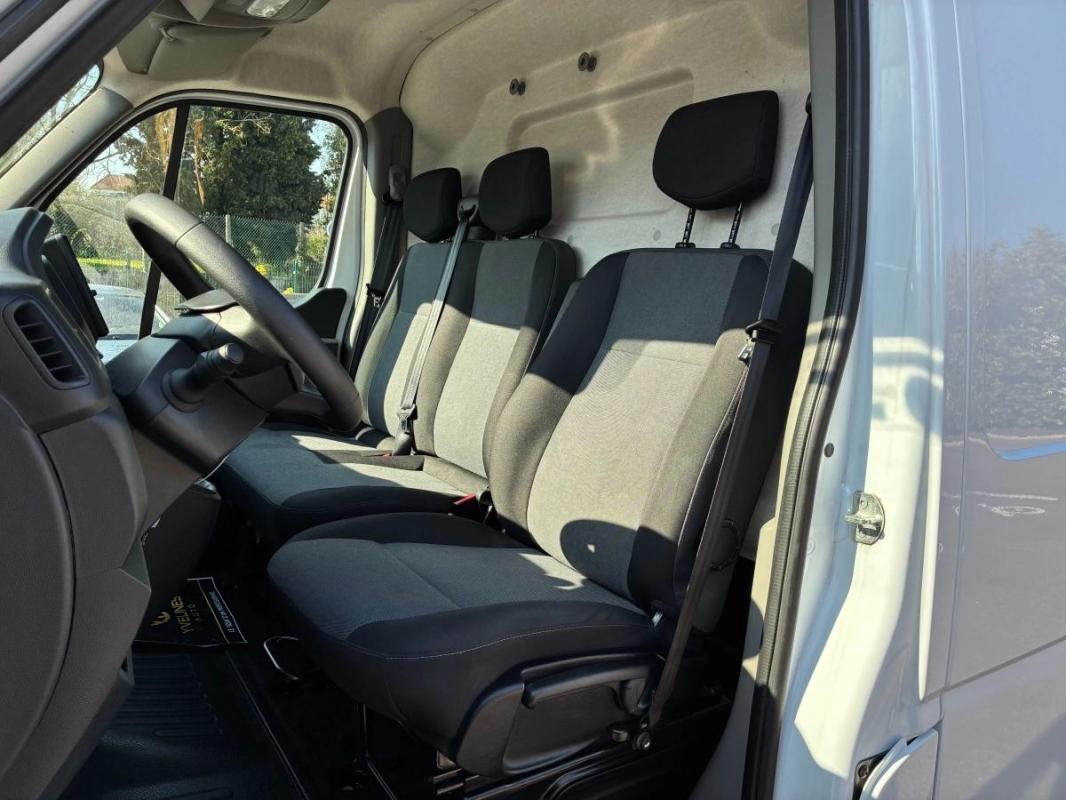 Renault Master Vu FOURGON 2.3 BLUEDCI 135 35 L2H2 GRAND CONFORT | 1ère Main Suivi complet REF01