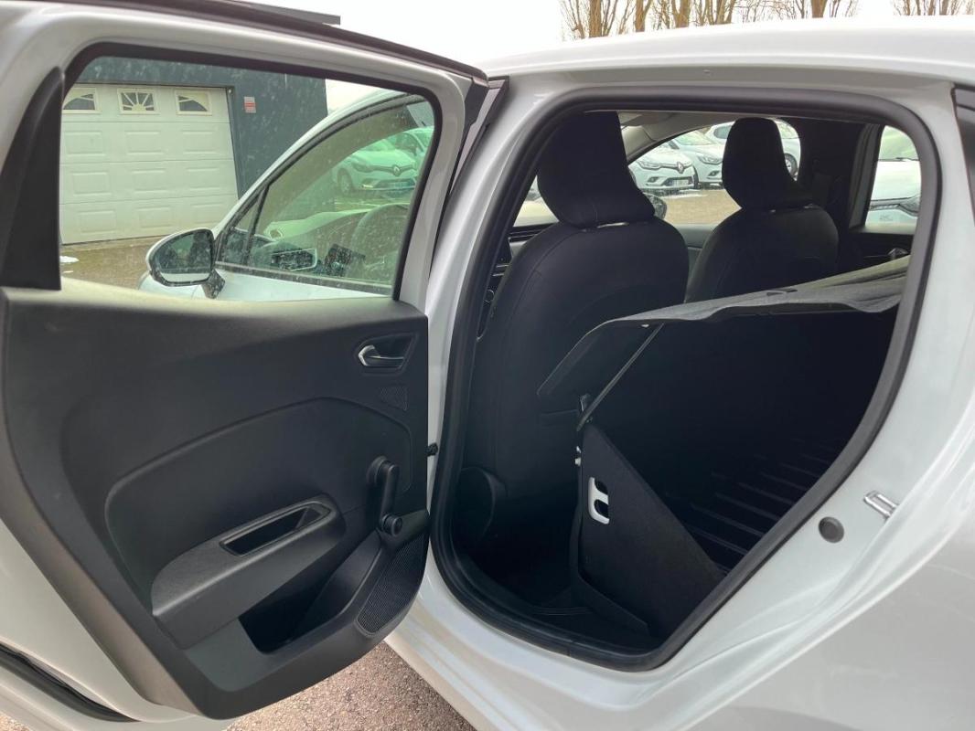 Renault Clio 5 (V) | BDCI 85 BUSINESS GPS 1ER MAIN FR SUIVI SOCIETE 2 PL. FM173