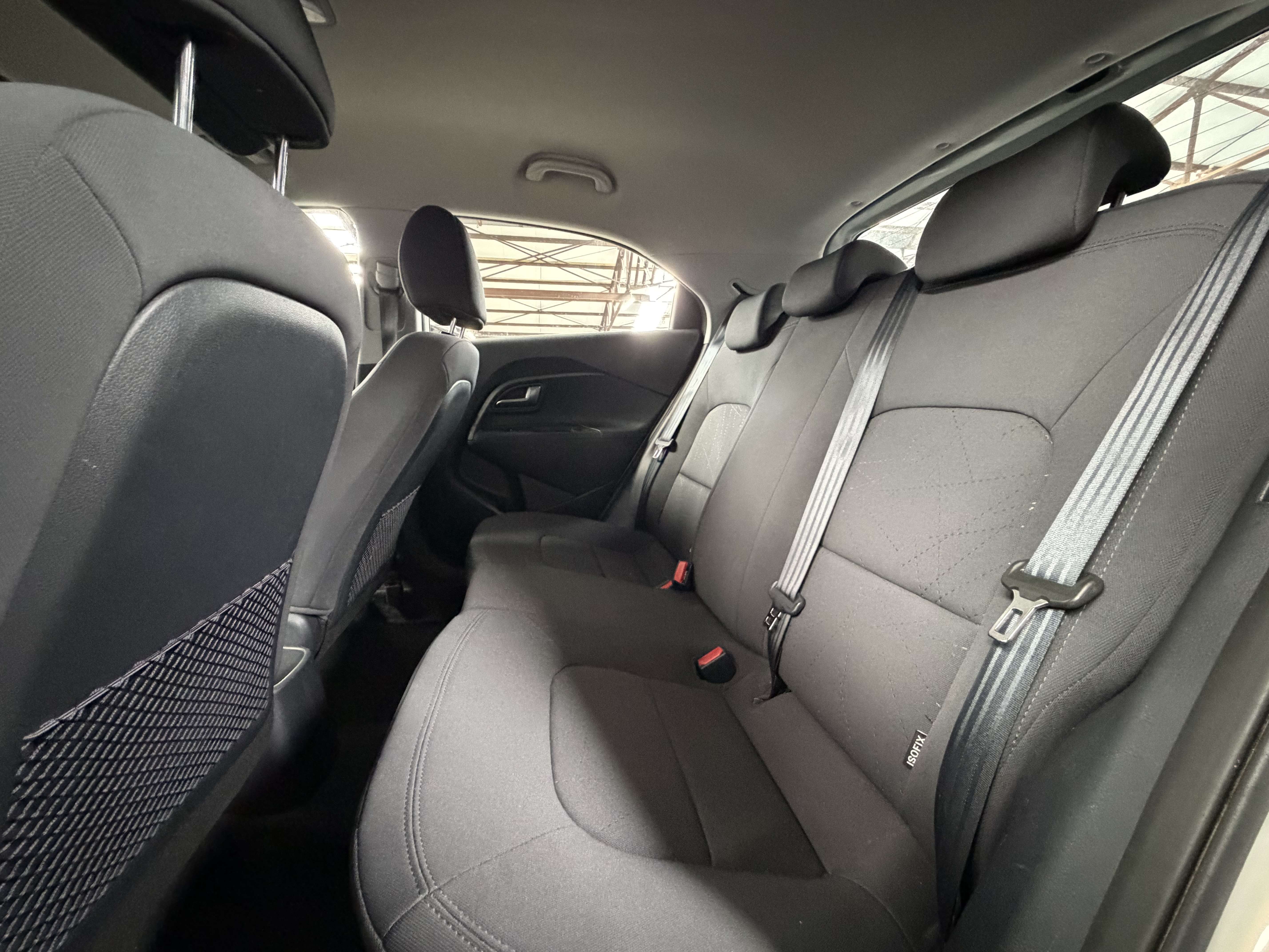 Kia Rio 1.1 CRDi * 1e PR * CRUISE * RADAR * CLIM * BLUETOO