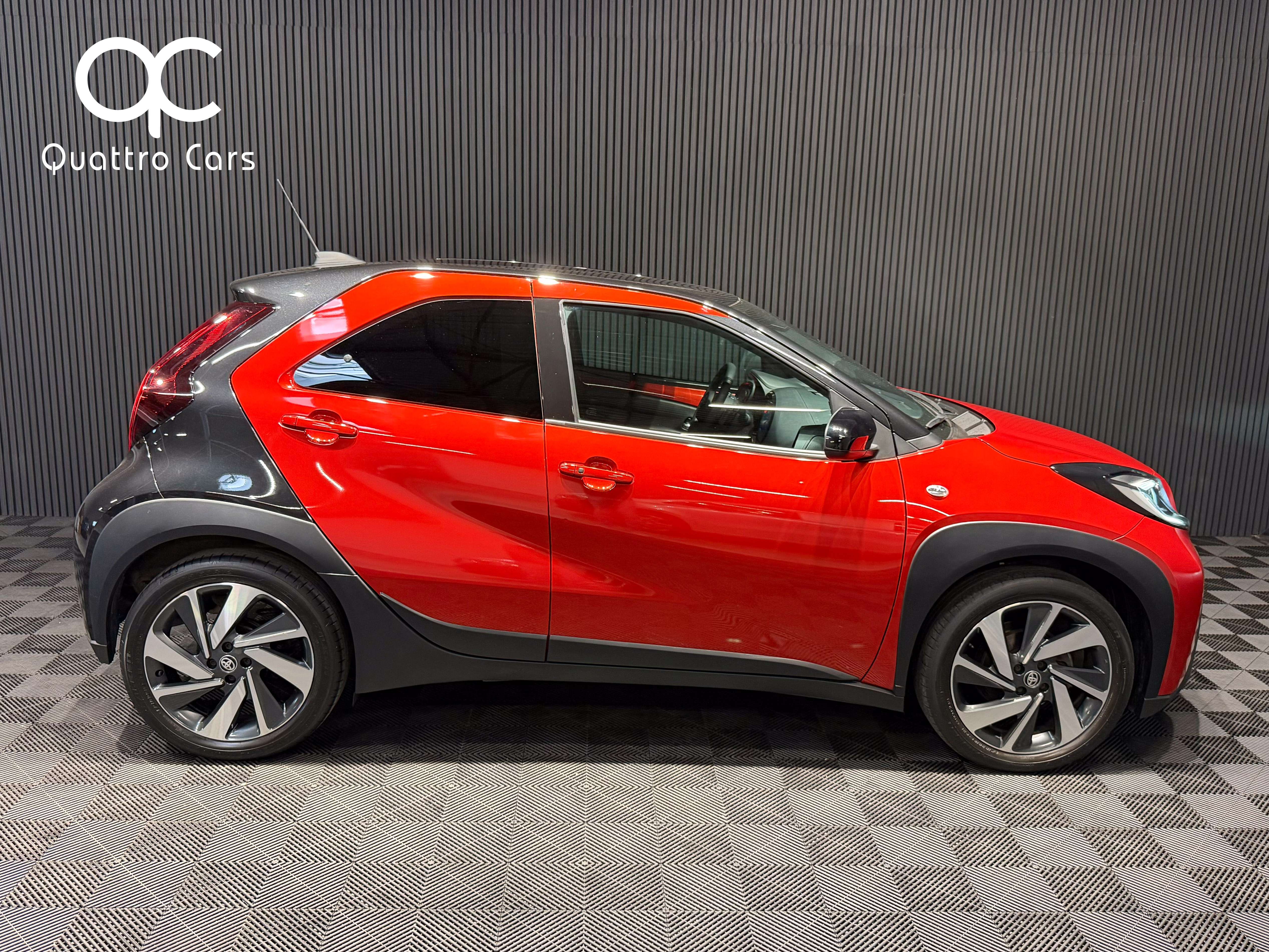 Toyota Aygo X 1.0 VVT-i - Boite Auto - Camera - Car Play - Gps