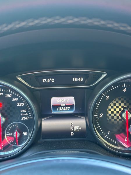 Mercedes-Benz Classe A III (2) 180 D SENSATION 7G-DCT