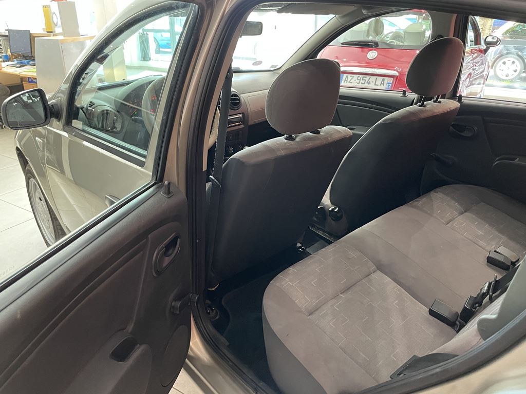 Dacia Sandero 1.4 MPI 72