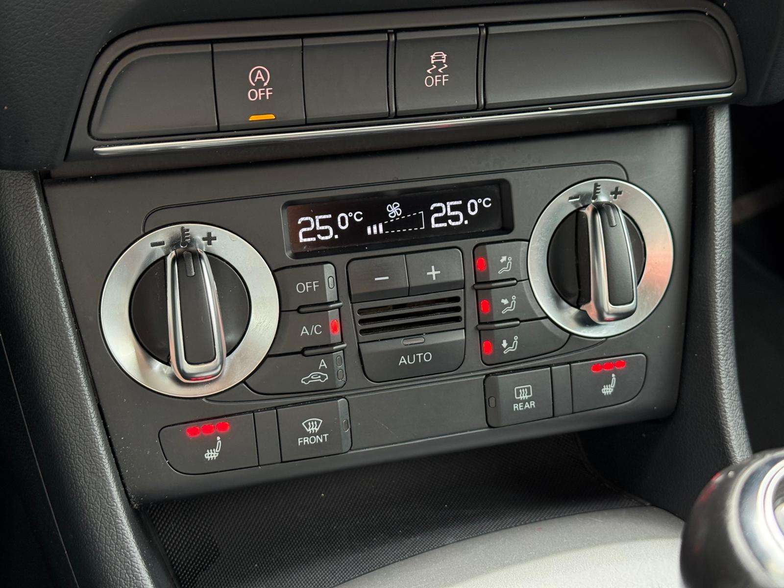 Audi Q3 Q3 2.0 TDi Quattro / 1e Main / GPS / Xenon / Cuir / Siège chauffant / Entretien + CT OK