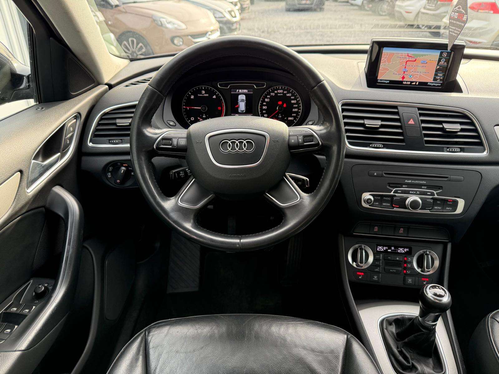 Audi Q3 Q3 2.0 TDi Quattro / 1e Main / GPS / Xenon / Cuir / Siège chauffant / Entretien + CT OK