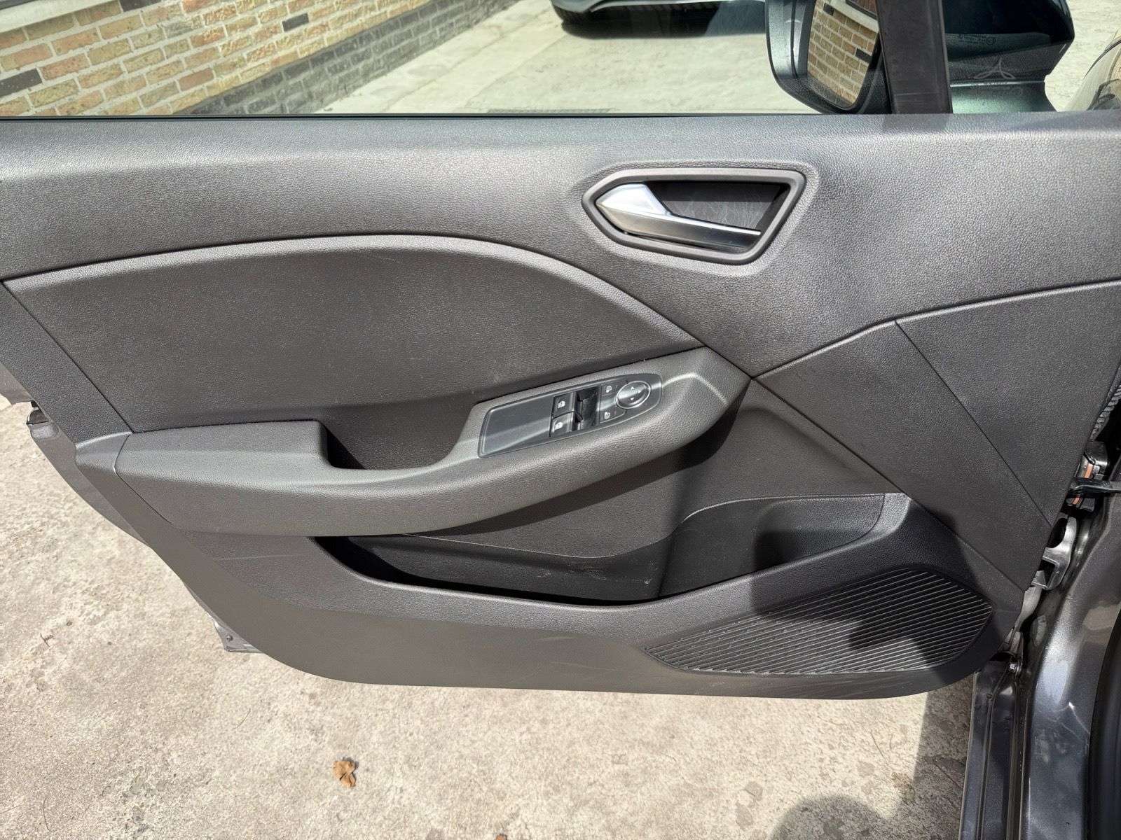 Renault Clio Clio 1.0 TCe / GARANTIE 12 MOIS RENAULT / CARNET COMPLET