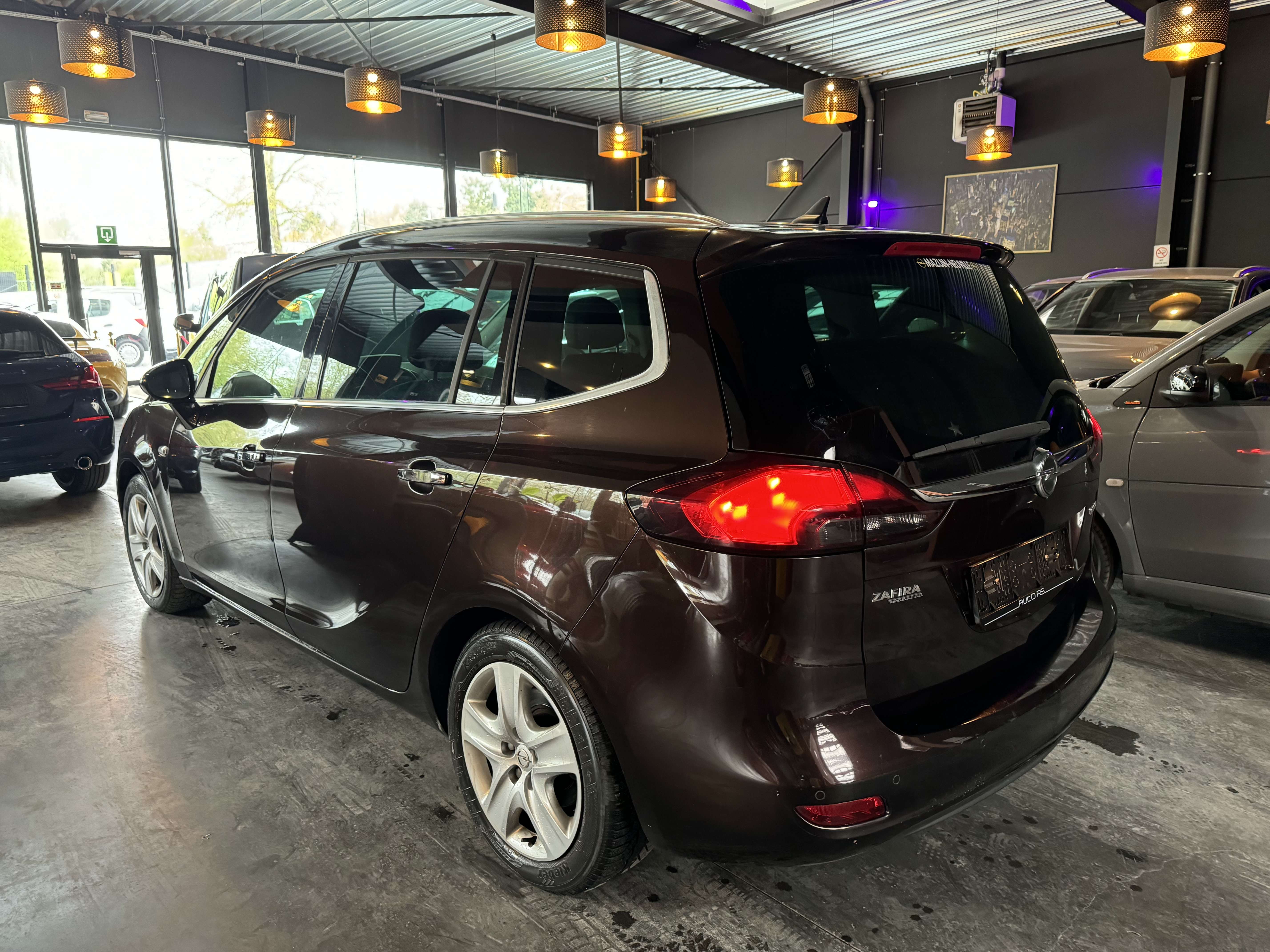 Opel Zafira Tourer 1.4 Turbo AUTOMATIQUE - LIM/REG - A/C - NAV - CAM
