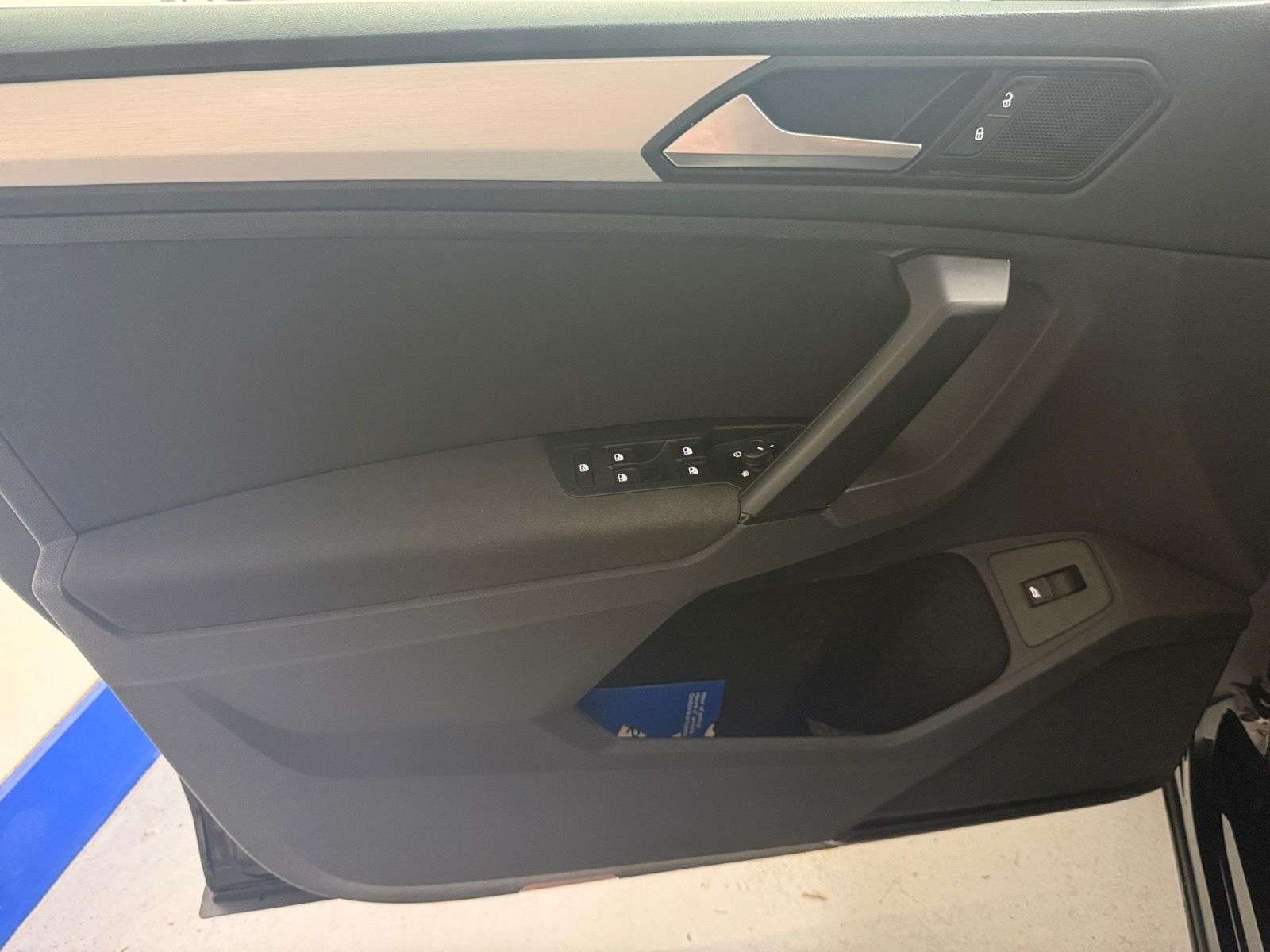 Volkswagen Tiguan Tiguan 1.5 TSI ACT Comfortline OPF DSG / GARANTIE 12 MOIS VW / BELGE / CARNET COMPLET