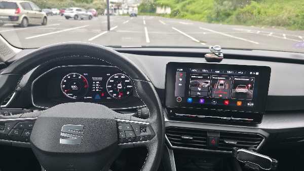 Seat Leon IV 1.0 TSI 110 S&amp;S STYLE BUSINESS