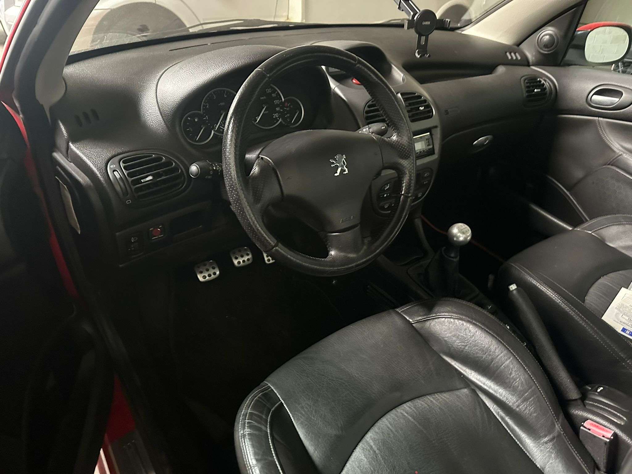 Peugeot 206 1.6I CABRIO | 164.780 KM. | BJ. 2006 |