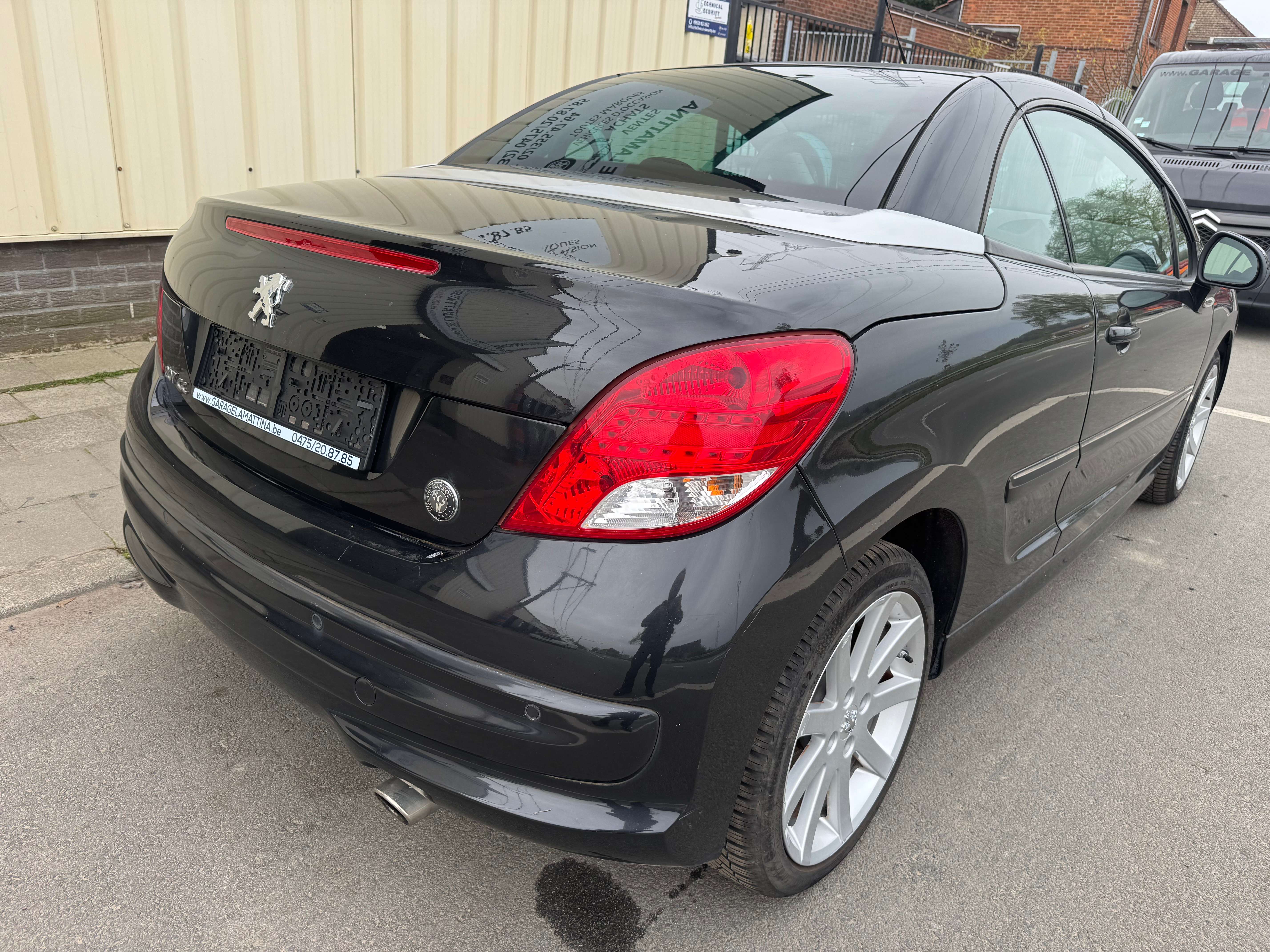 Peugeot 207 1.6i 16v Sporty garanti 1 an !!