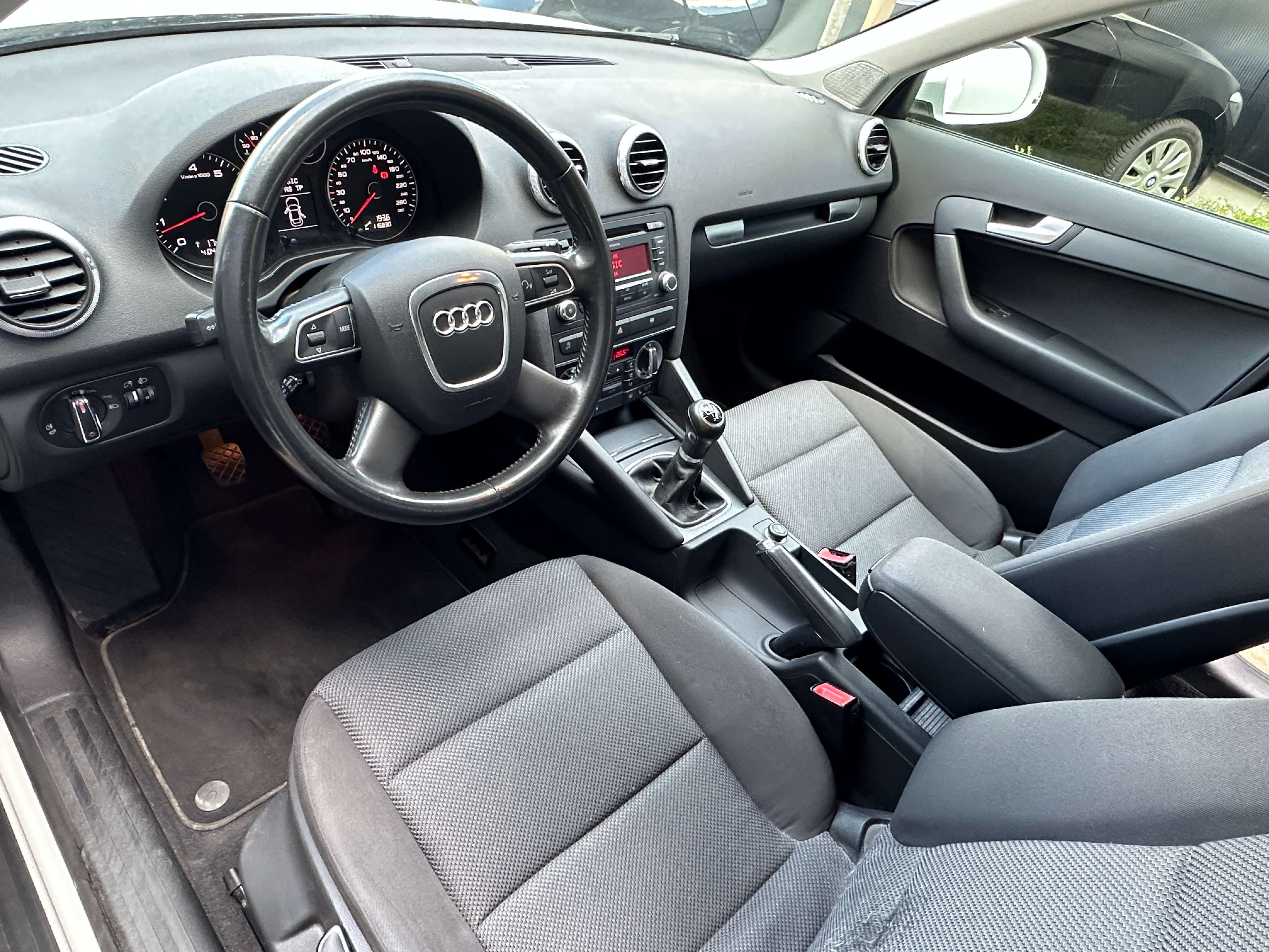 Audi A3 A3 Sportback 1.4 TFSI Attraction Start/Stop/Cruise Contr/Airco/PDC/Verw stoelen/LEZ ok /Garantie