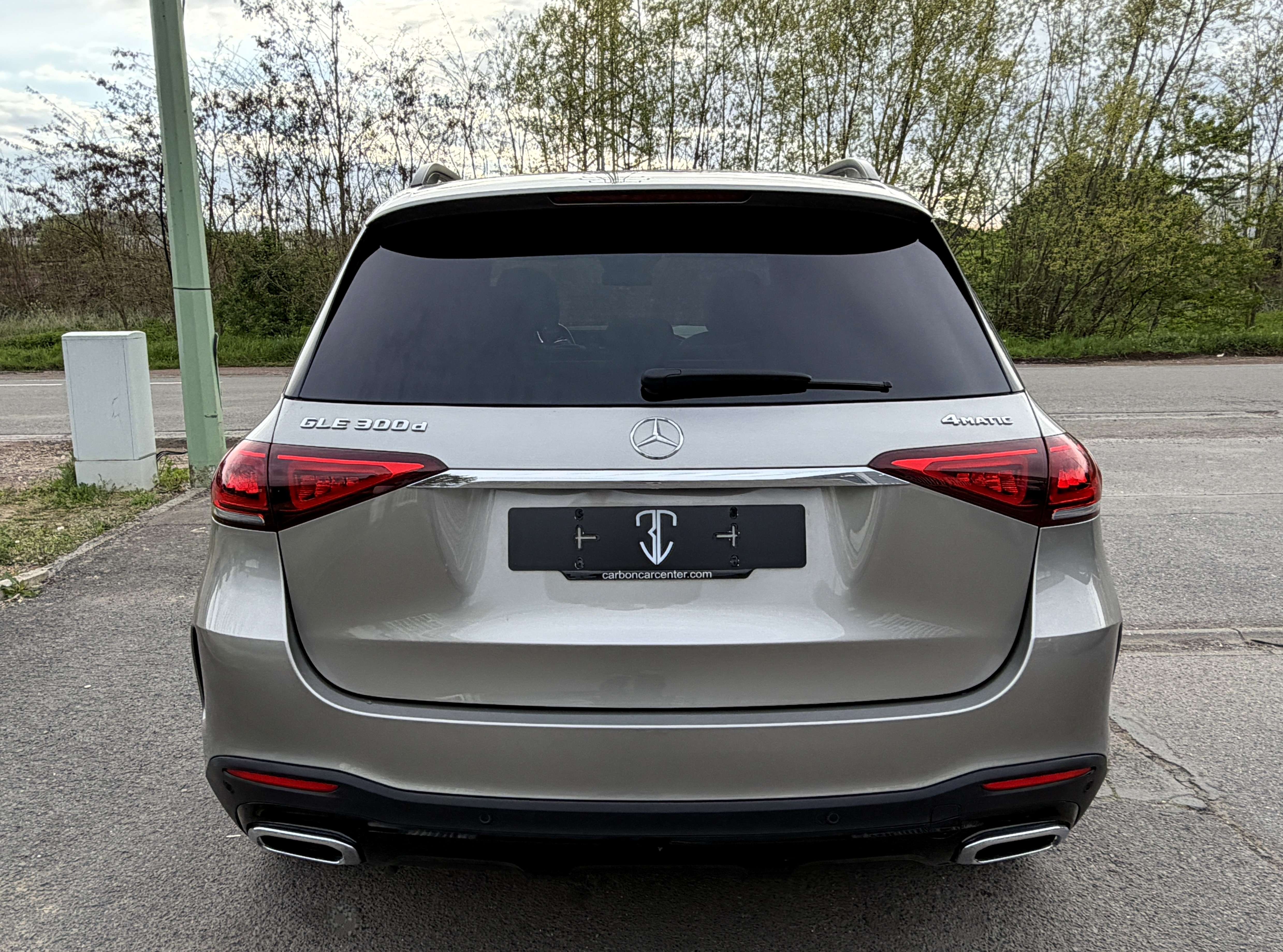 Mercedes-Benz GLE 300 d 4Matic AMG Line Pack NIGHT/TVA 21%/PANO/NAVI/CAMERA 360/DISTRONIC/KEYLESS/FULL