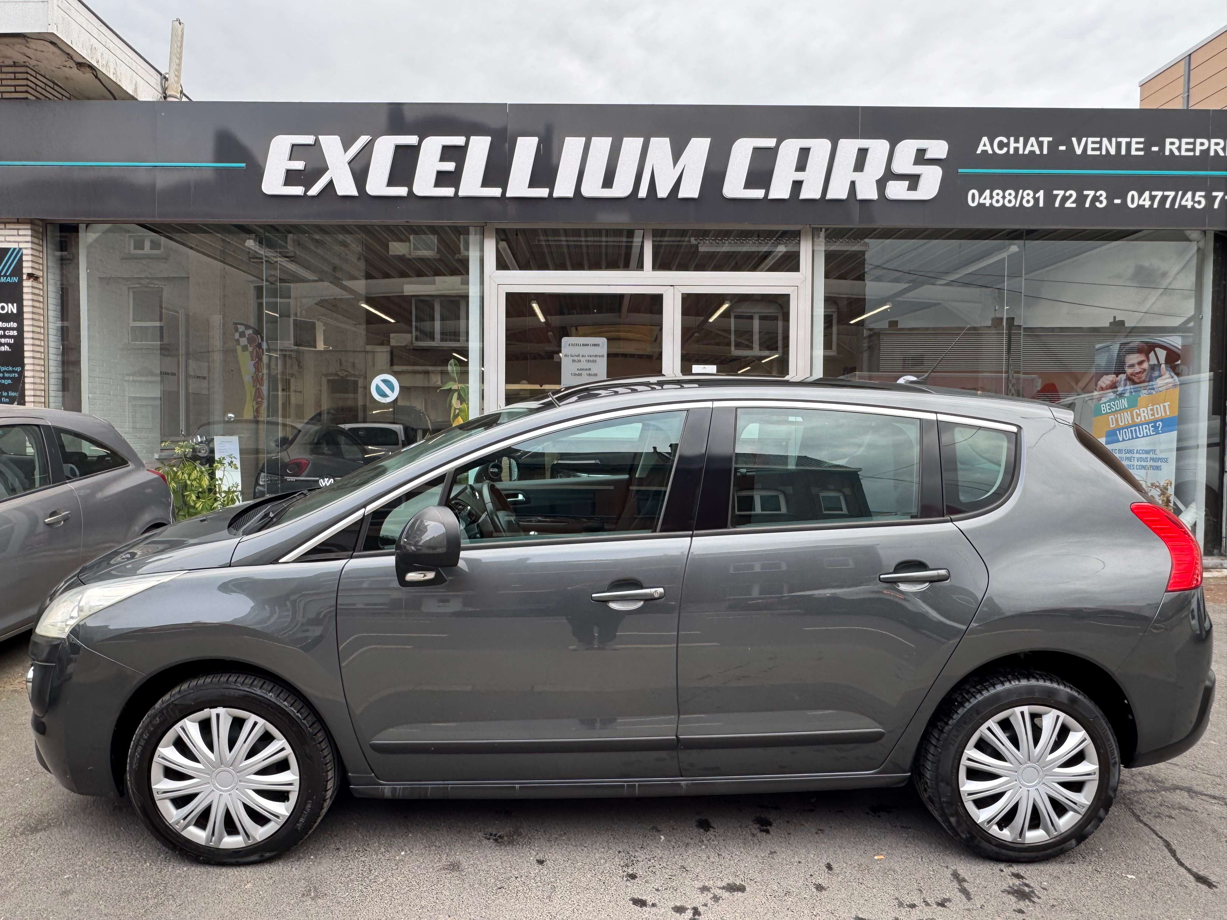 Peugeot 3008 1.6i Toit Pano Airco Reglt Vts Carnet Euro5 tres Propre Garantie