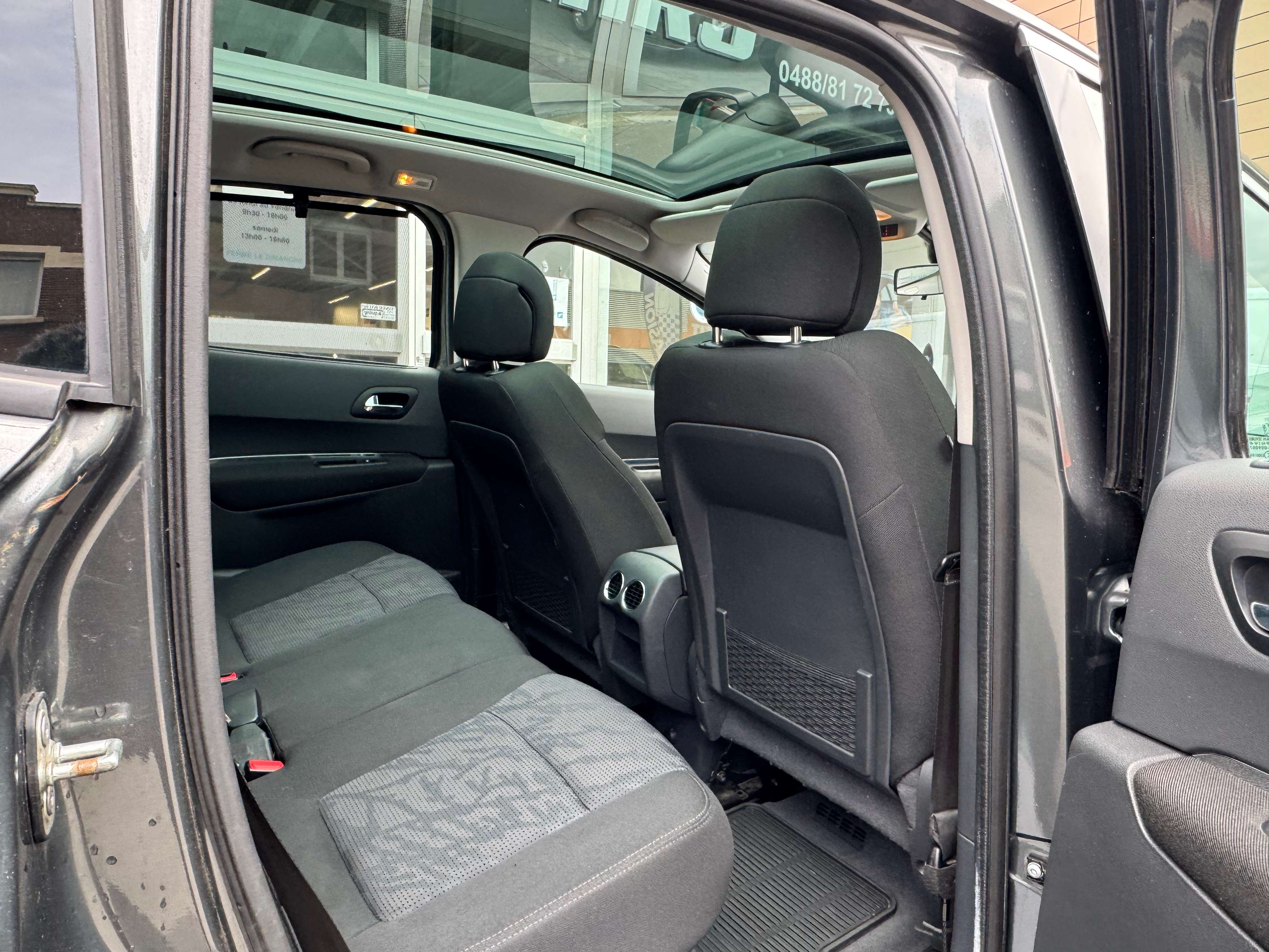 Peugeot 3008 1.6i Toit Pano Airco Reglt Vts Carnet Euro5 tres Propre Garantie