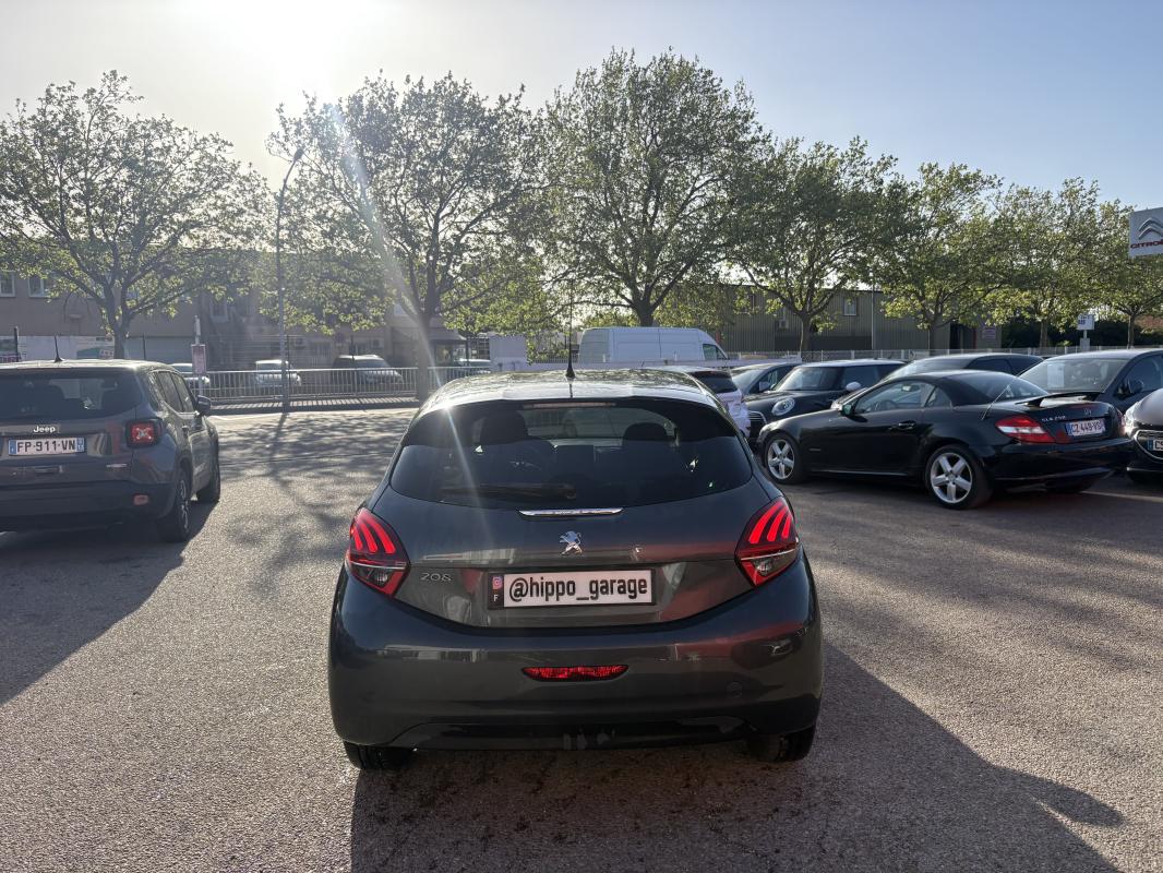 Peugeot 208 1.6 BLUEHDI 100CV ACTIVE