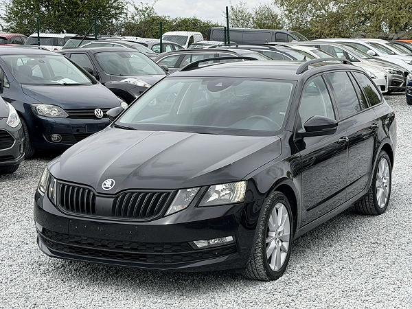 Skoda Octavia Break 1.6 CR TDi DSG - Caméra de recul - Navigatio