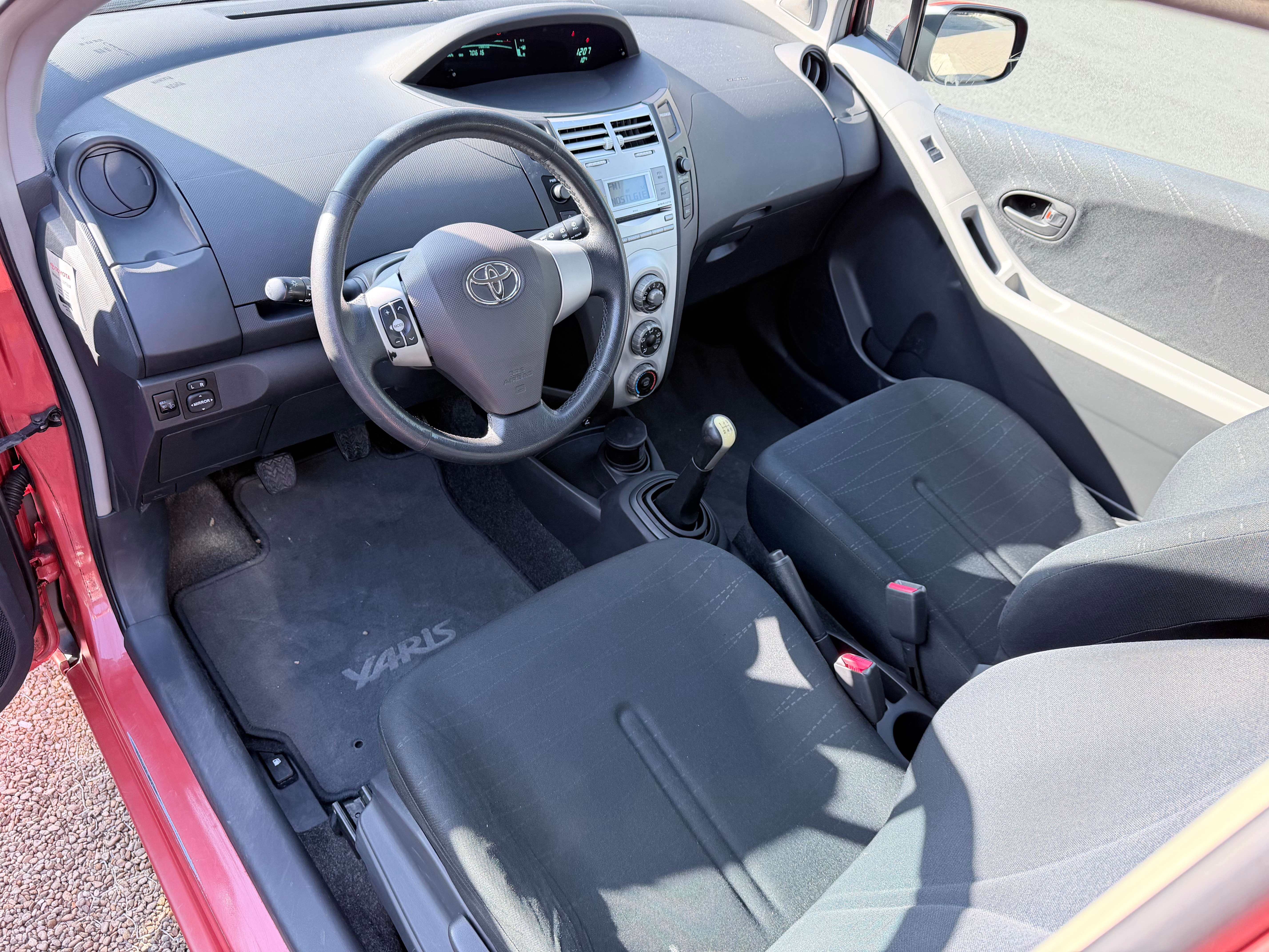 Toyota Yaris Yaris 1.0i VVT-i Luna
