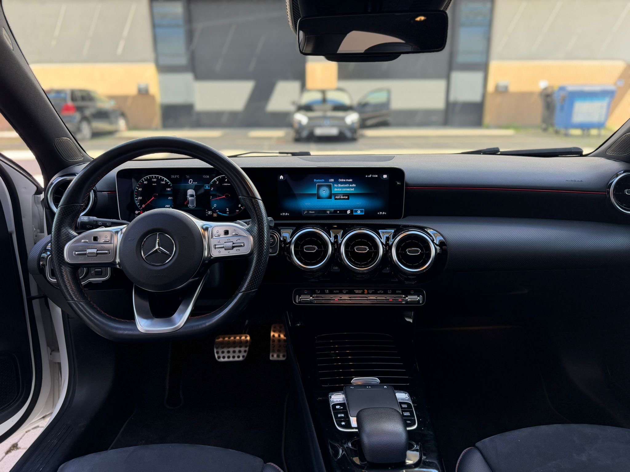 Mercedes-Benz A 180 A 180 Business Solution AMG (EU6d-TEMP)